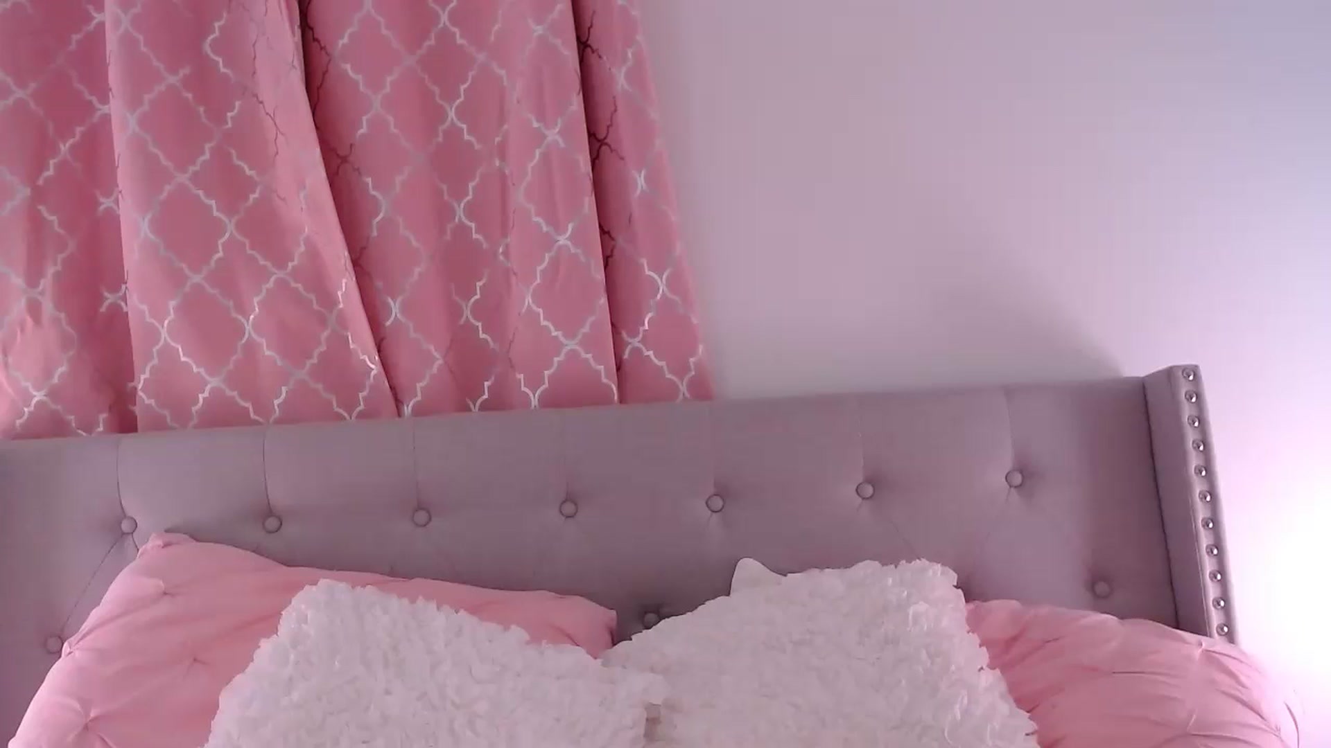 Gallery image thumbnail from Adorable_Lola's myfreecams stream on, 10/26/2023, 02:16 image 2 of 20