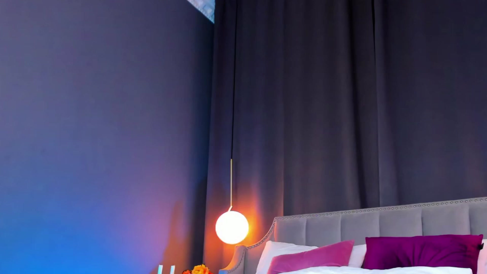 Gallery image thumbnail from Adoralynn's myfreecams stream on, 11/23/2025, 01:17 image 18 of 20