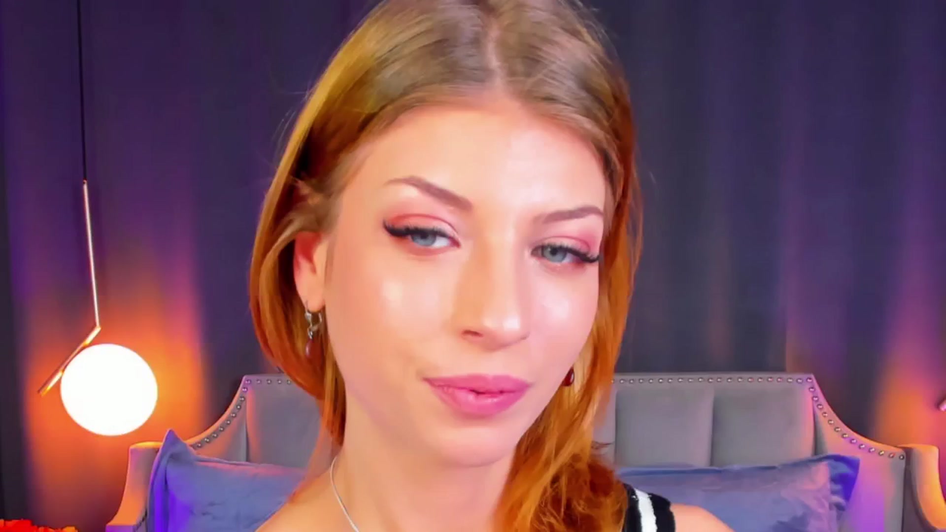 Gallery image thumbnail from Adoralynn's myfreecams stream on, 12/06/2025, 24:00 image 9 of 20