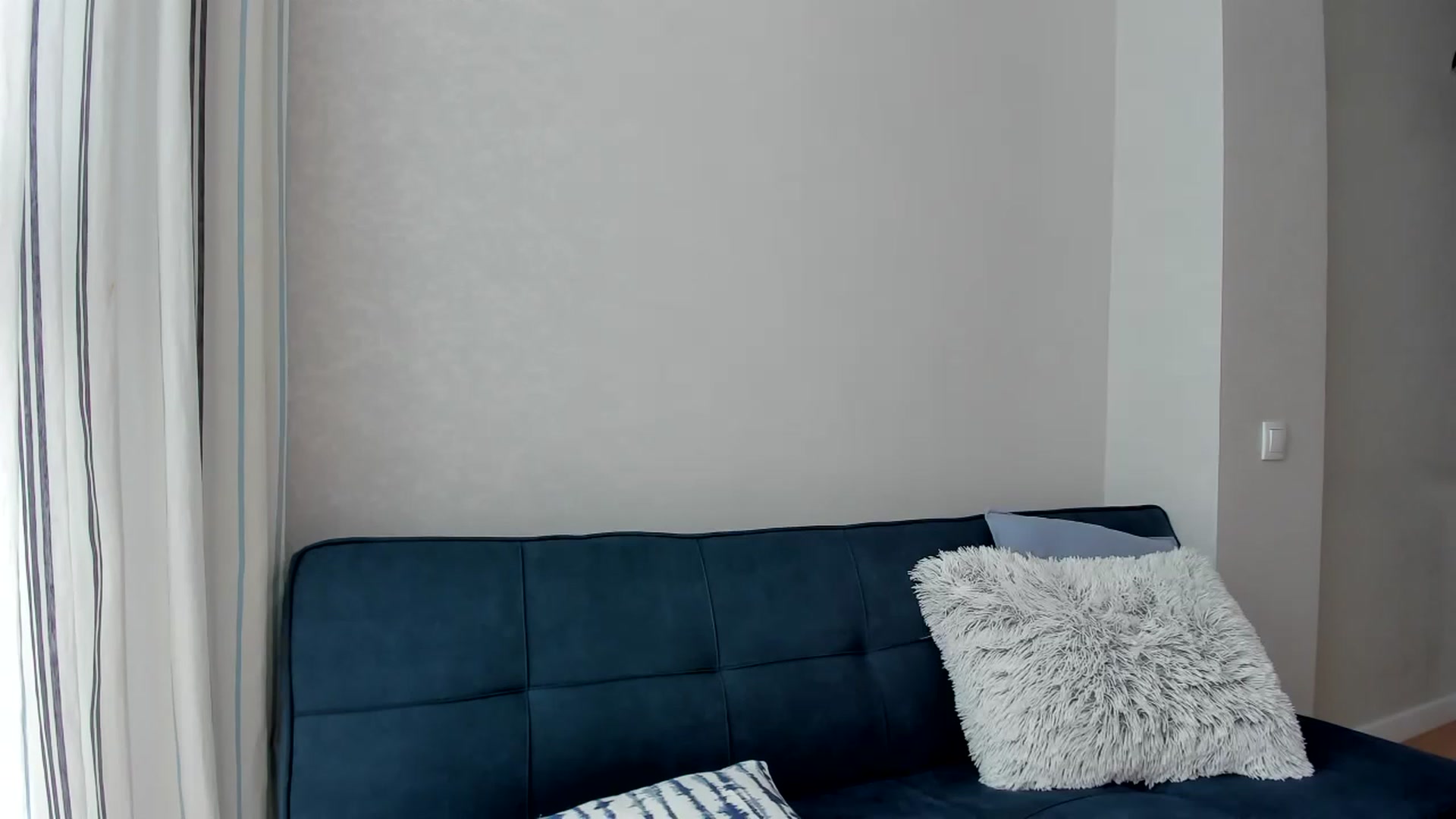 Gallery image thumbnail from Adri_sweetie's myfreecams stream on, 04/08/2023, 12:04 image 16 of 20