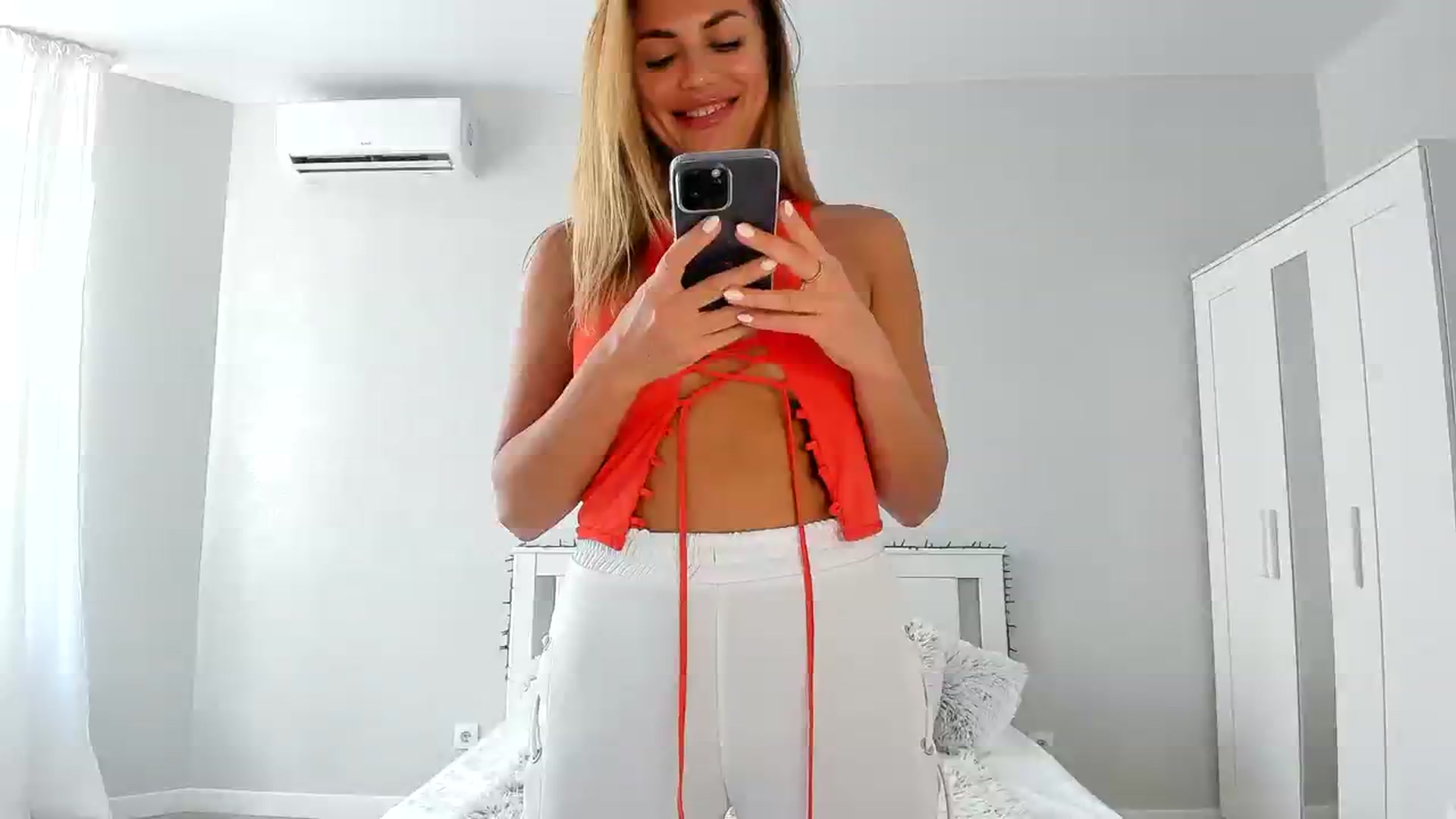 Gallery image thumbnail from Adri_sweetie's myfreecams stream on, 08/19/2023, 11:57 image 5 of 20