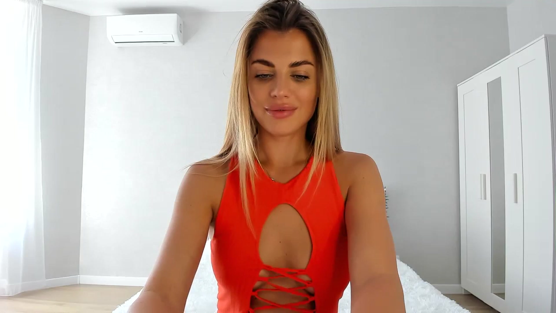 Gallery image thumbnail from Adri_sweetie's myfreecams stream on, 09/08/2023, 10:18 image 11 of 20