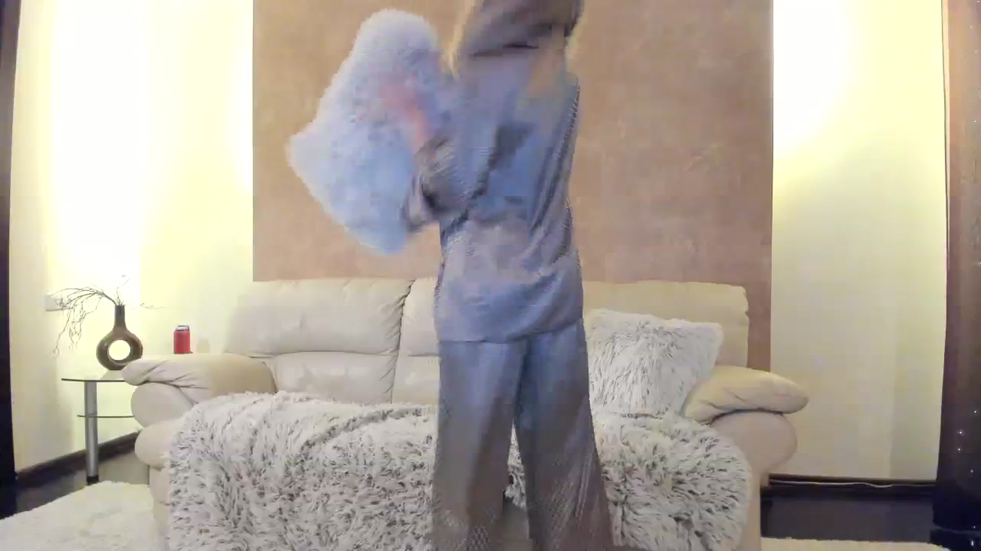 Gallery image thumbnail from Adri_sweetie's myfreecams stream on, 12/07/2023, 18:20 image 16 of 20