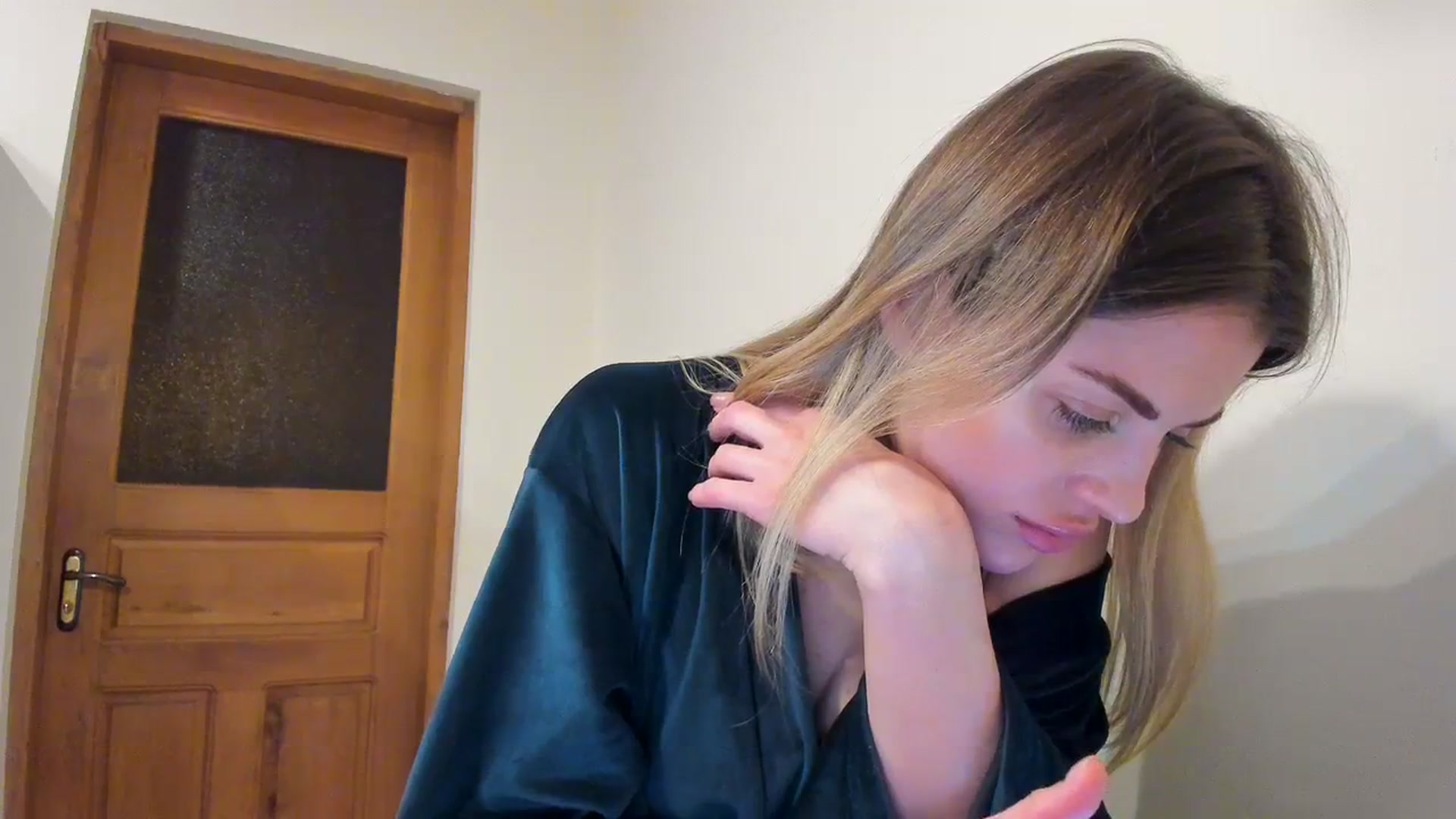 Gallery image thumbnail from Adri_sweetie's myfreecams stream on, 02/02/2024, 16:21 image 11 of 20