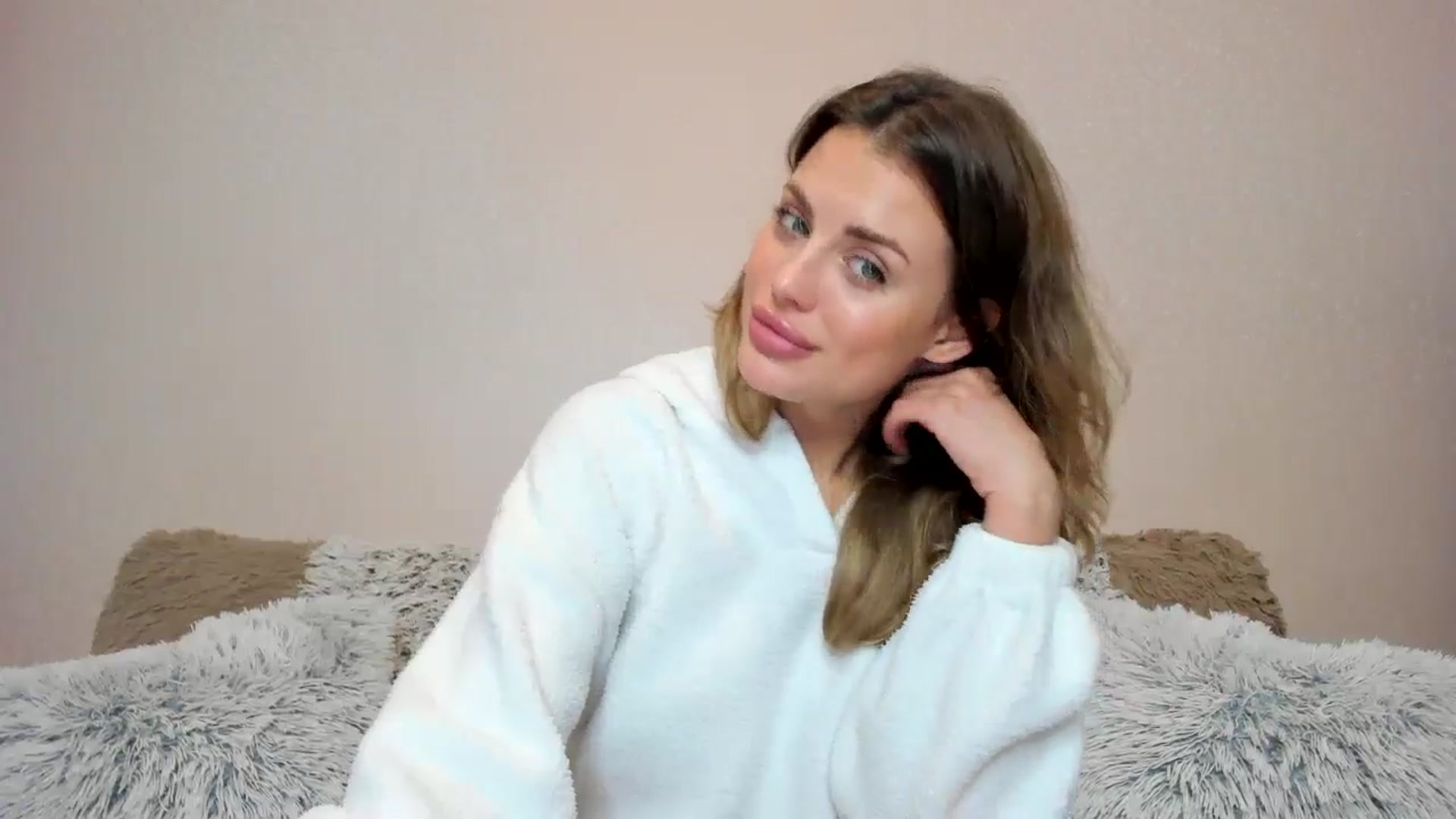 Gallery image thumbnail from Adri_sweetie's myfreecams stream on, 01/29/2025, 14:08 image 7 of 20