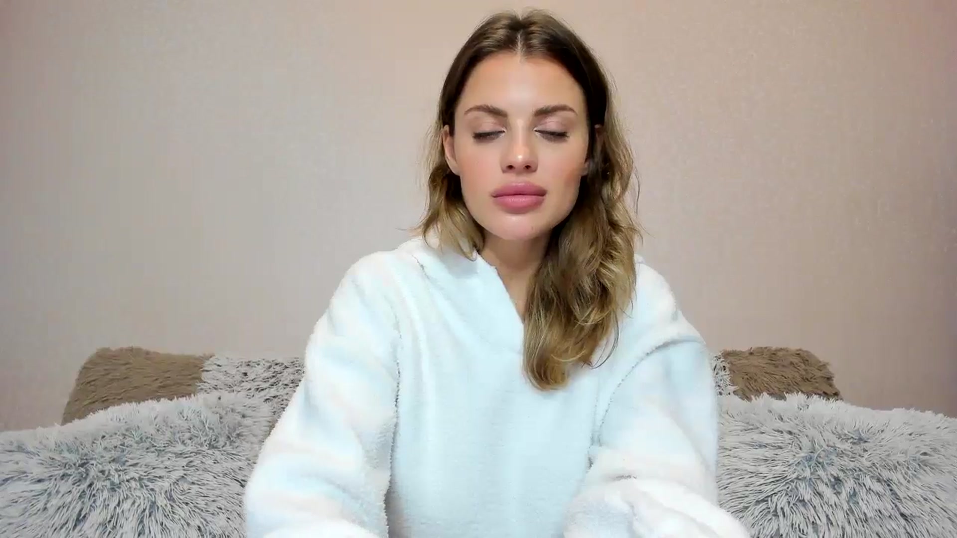 Gallery image thumbnail from Adri_sweetie's myfreecams stream on, 01/29/2025, 14:08 image 4 of 20