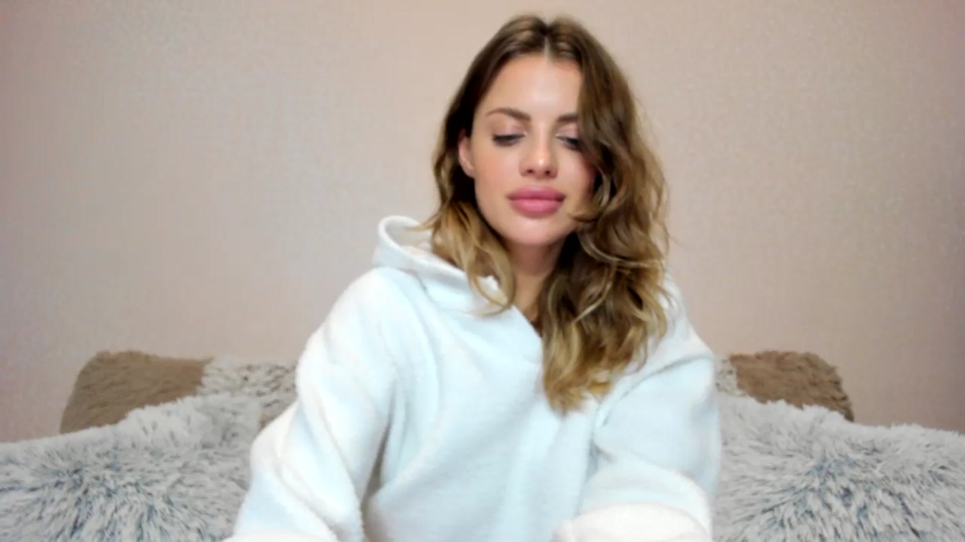 Gallery image thumbnail from Adri_sweetie's myfreecams stream on, 01/29/2025, 14:08 image 9 of 20
