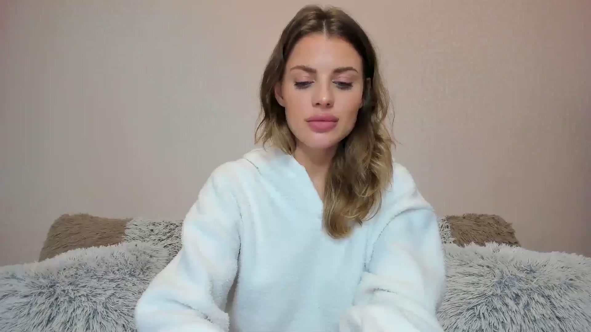 Gallery image thumbnail from Adri_sweetie's myfreecams stream on, 01/29/2025, 14:08 image 2 of 20