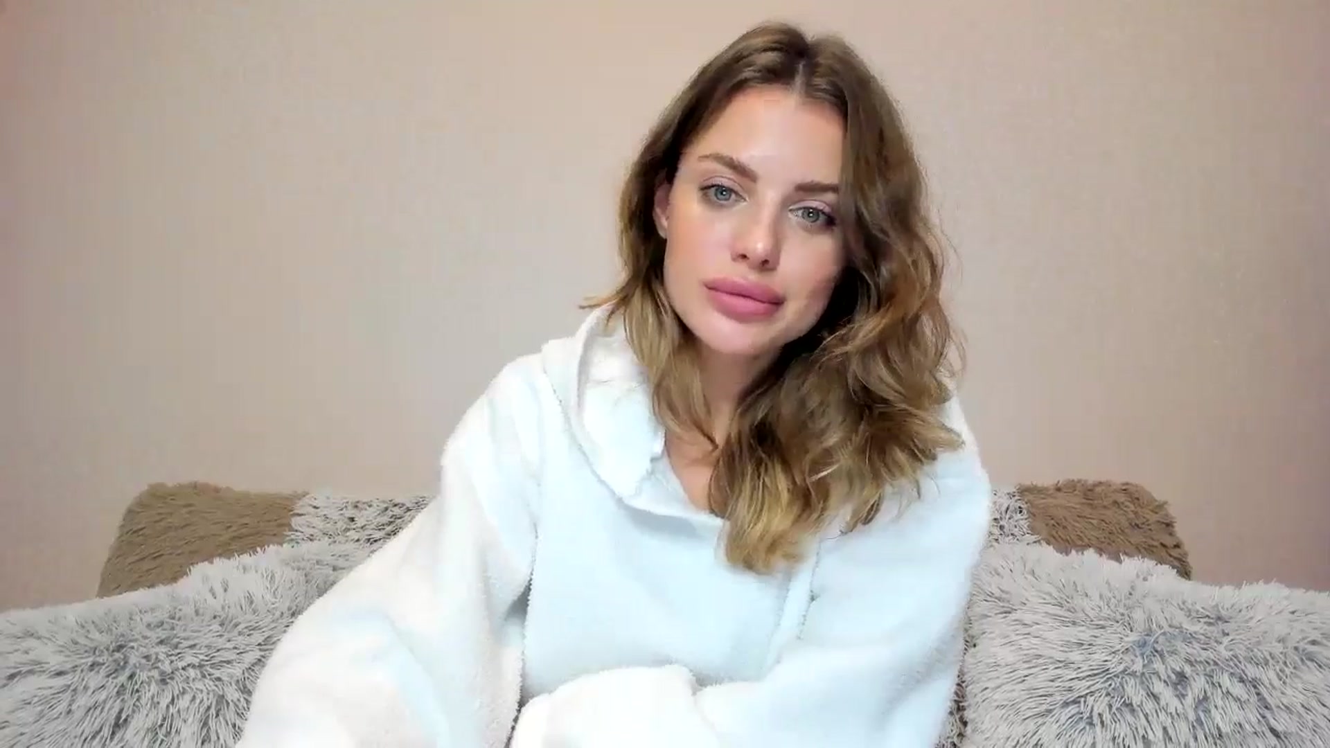 Gallery image thumbnail from Adri_sweetie's myfreecams stream on, 01/29/2025, 14:08 image 10 of 20