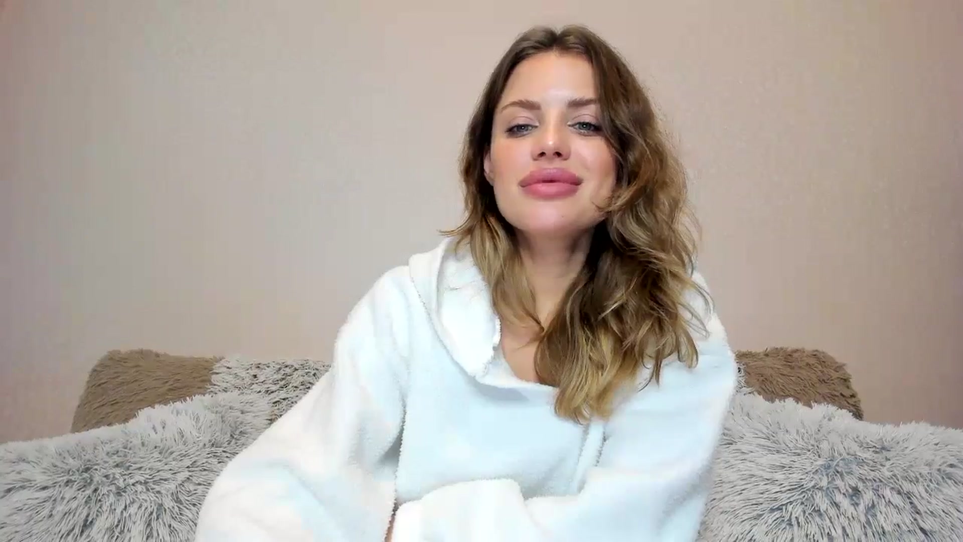Gallery image thumbnail from Adri_sweetie's myfreecams stream on, 01/29/2025, 14:08 image 11 of 20