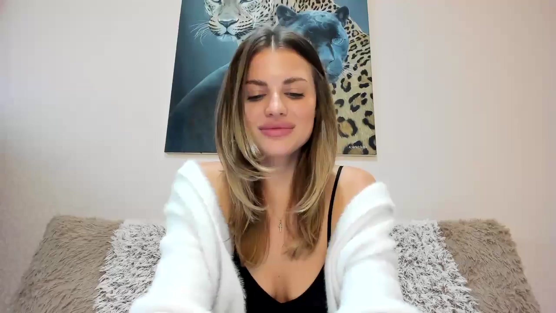 Gallery image thumbnail from Adri_sweetie's myfreecams stream on, 02/07/2025, 11:42 image 18 of 20