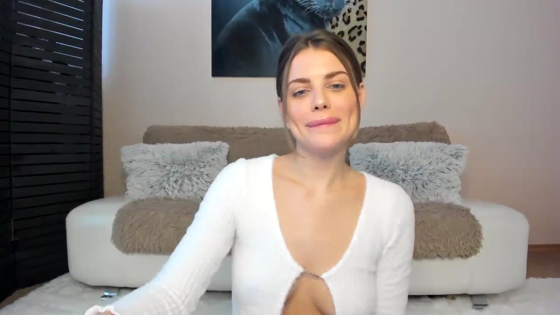 Gallery image thumbnail from Adri_sweetie's myfreecams stream on, 02/17/2025, 14:28 image 3 of 20