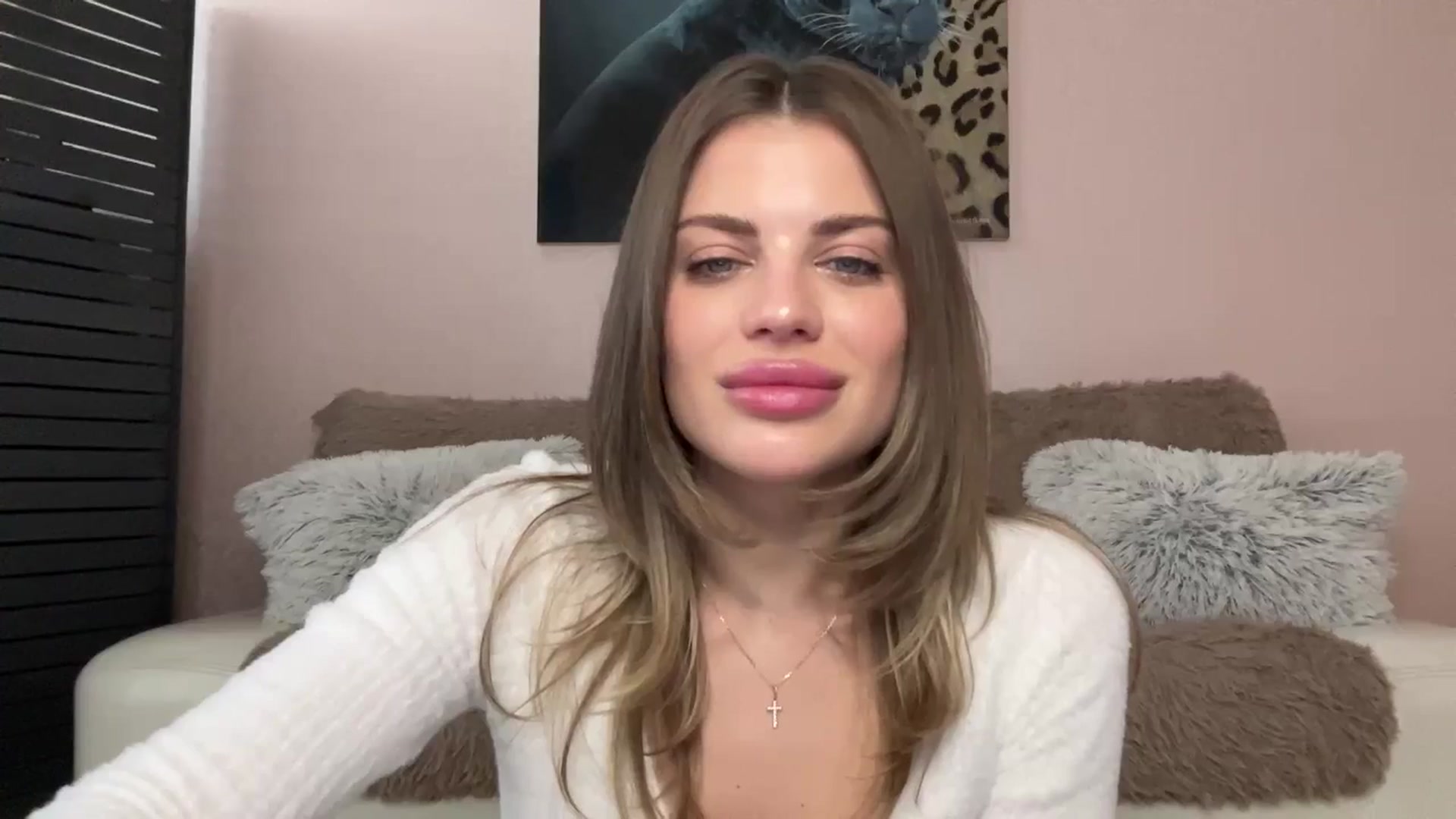 Gallery image thumbnail from Adri_sweetie's myfreecams stream on, 02/25/2025, 11:35 image 13 of 20