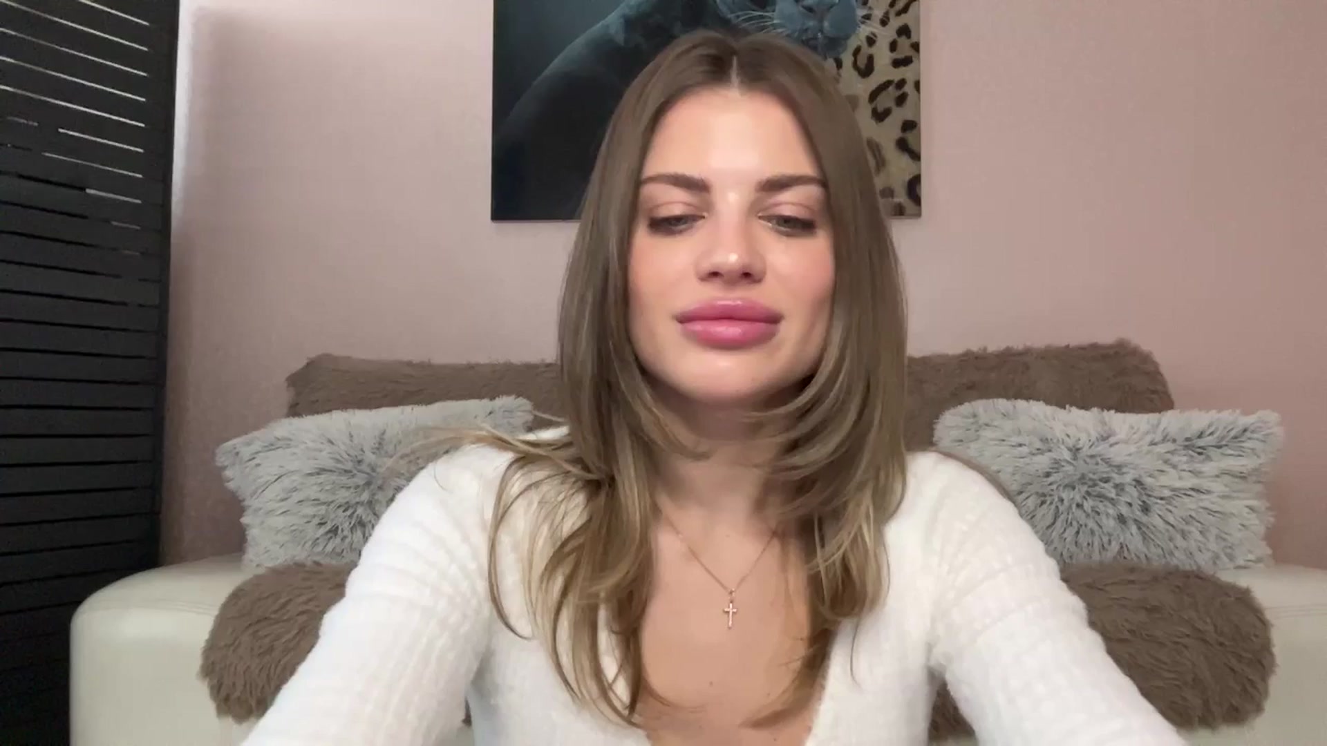 Gallery image thumbnail from Adri_sweetie's myfreecams stream on, 02/25/2025, 11:35 image 11 of 20
