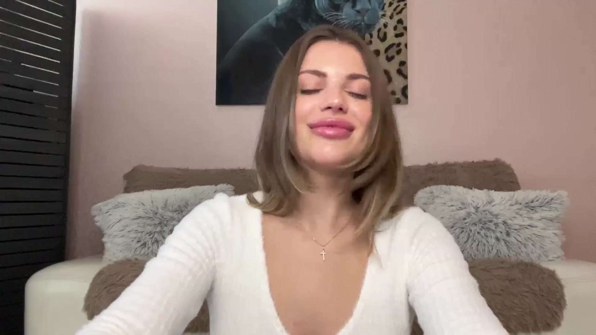Gallery image thumbnail from Adri_sweetie's myfreecams stream on, 02/25/2025, 11:47 image 14 of 20