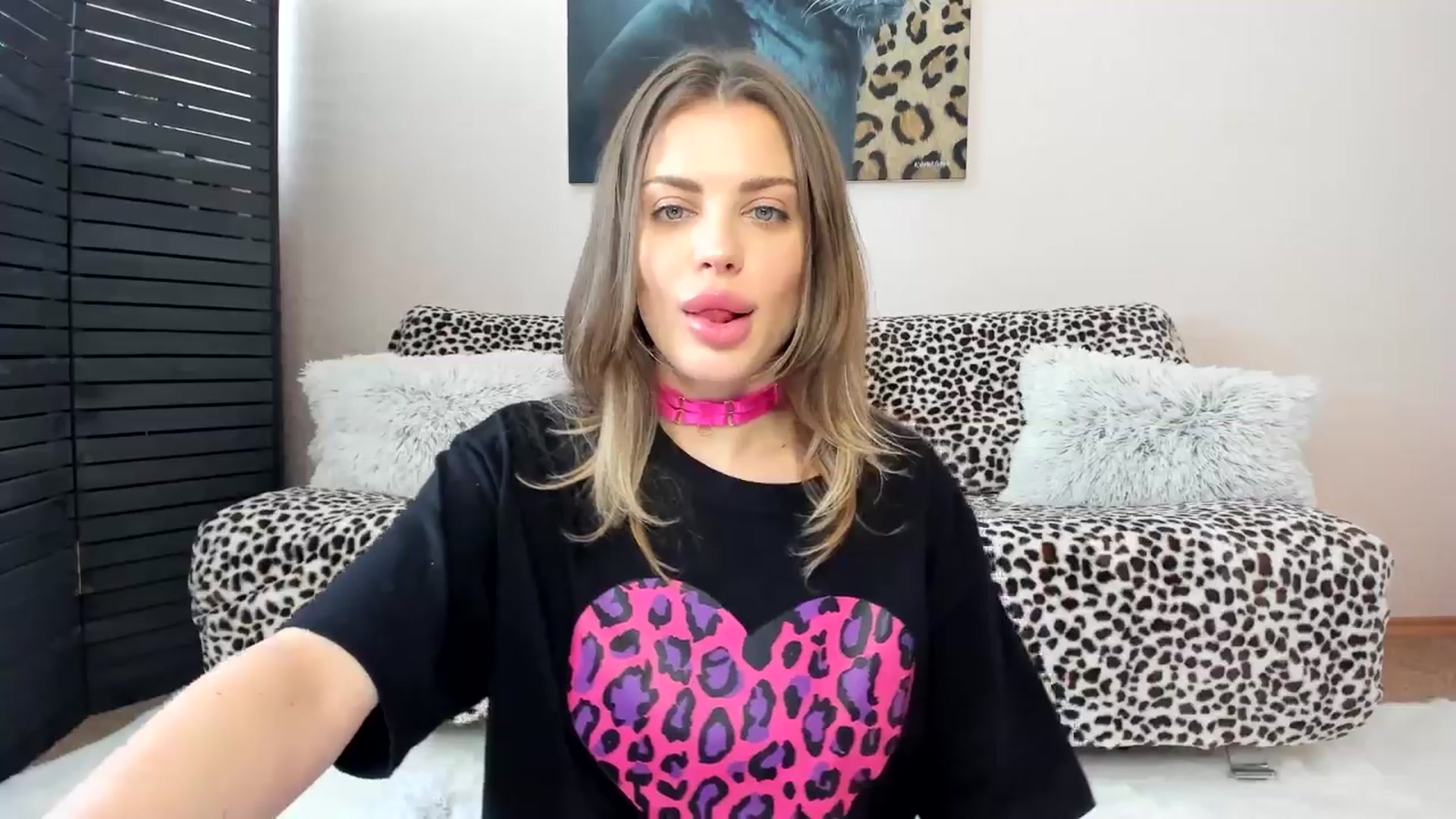 Gallery image thumbnail from Adri_sweetie's myfreecams stream on, 03/06/2025, 10:36 image 5 of 20