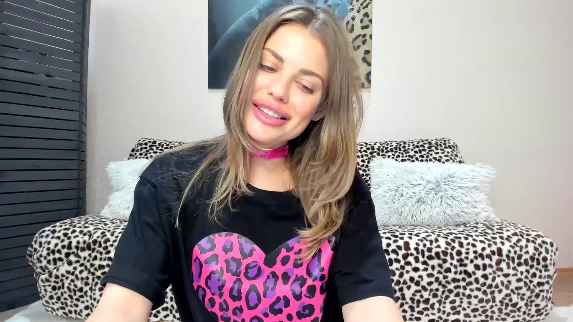 Gallery image thumbnail from Adri_sweetie's myfreecams stream on, 03/06/2025, 15:26 image 10 of 20