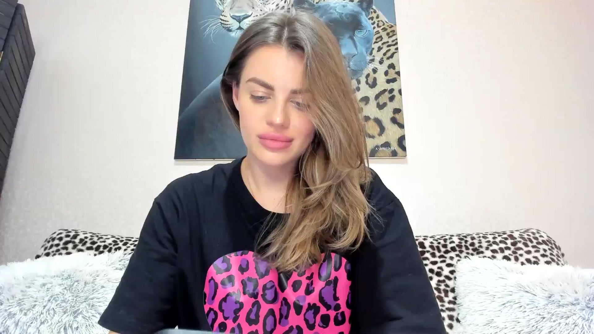 Gallery image thumbnail from Adri_sweetie's myfreecams stream on, 03/12/2025, 15:43 image 14 of 20
