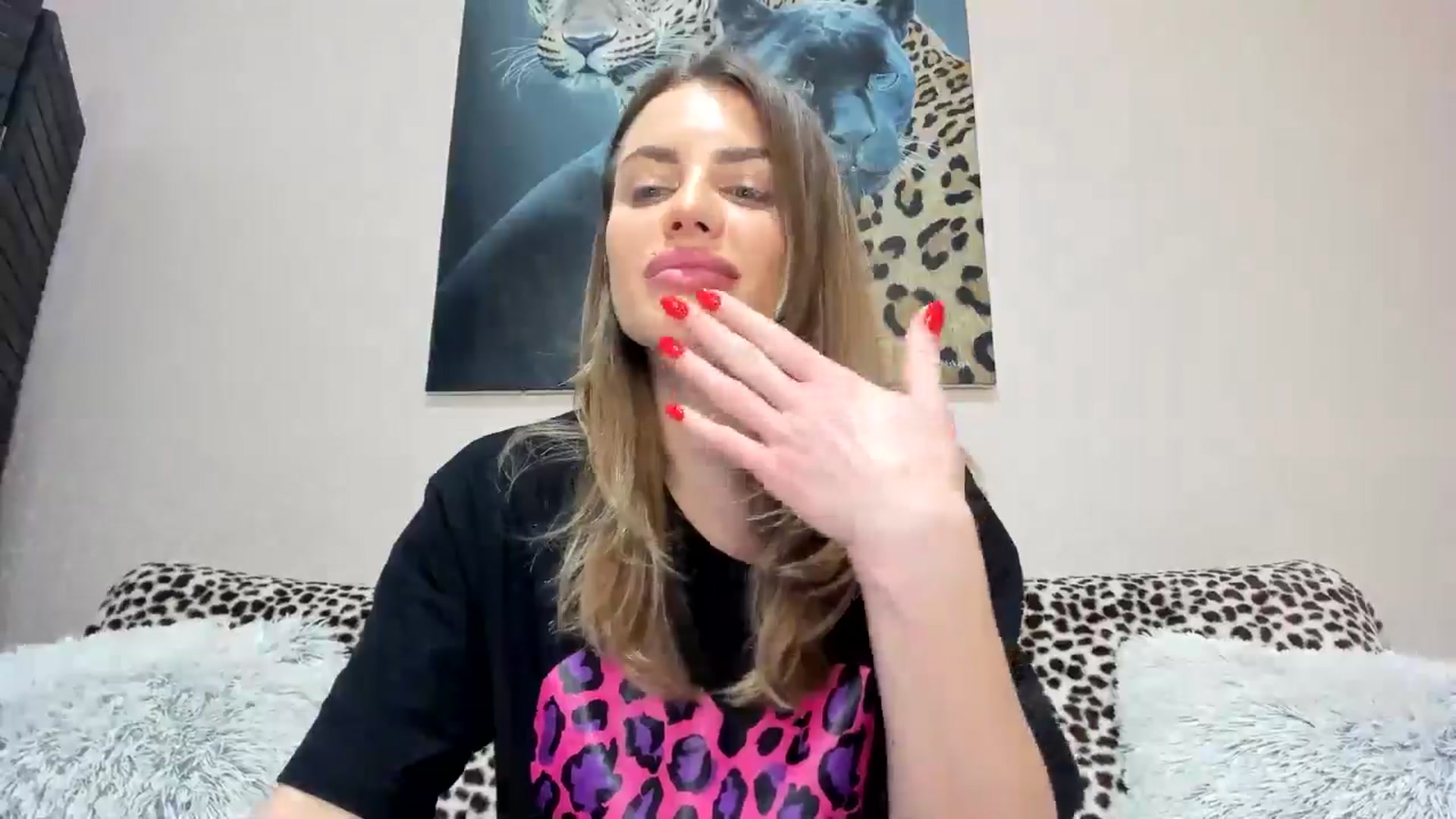 Gallery image thumbnail from Adri_sweetie's myfreecams stream on, 03/12/2025, 15:43 image 8 of 20