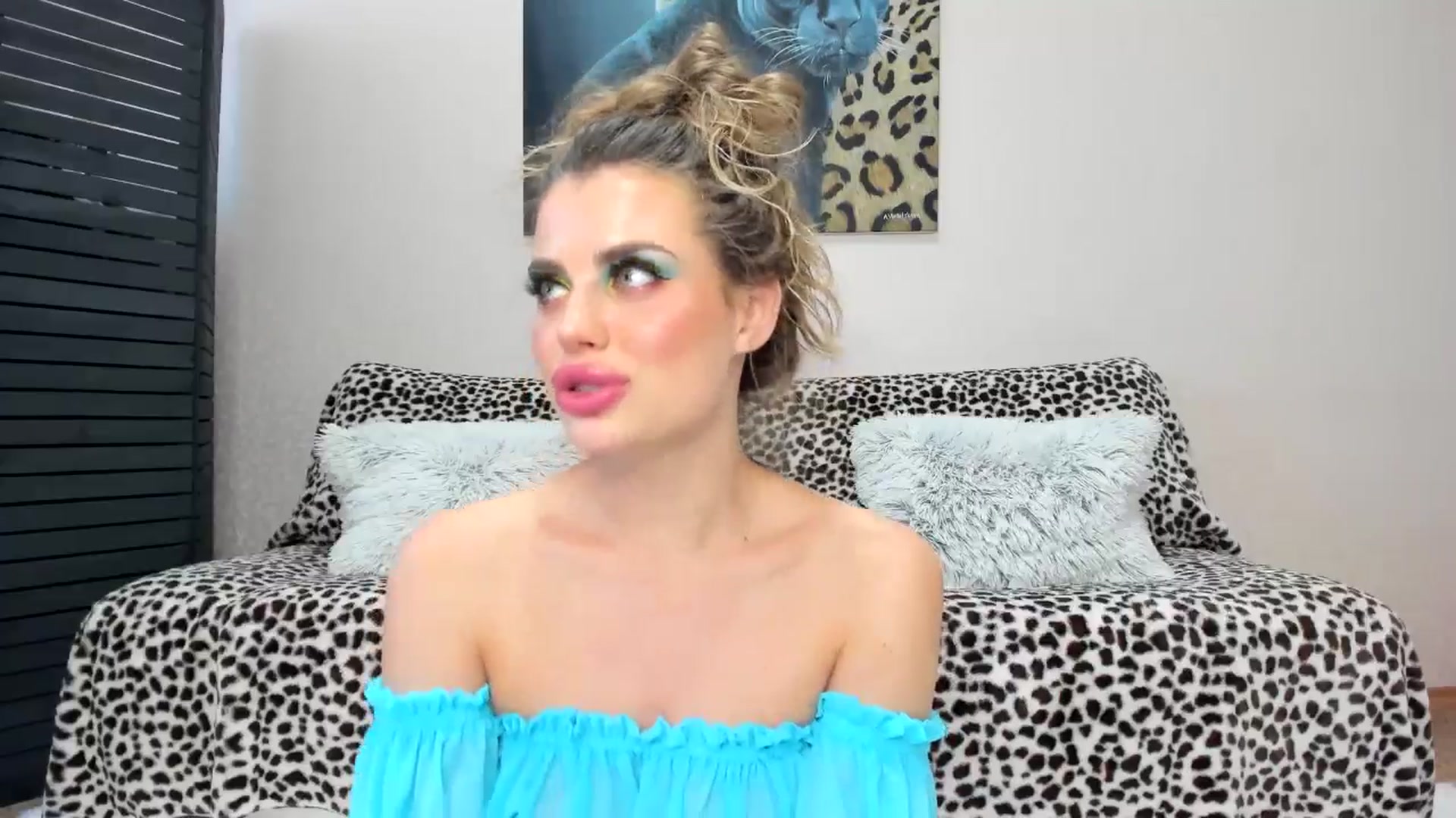 Gallery image thumbnail from Adri_sweetie's myfreecams stream on, 03/29/2025, 15:30 image 10 of 20
