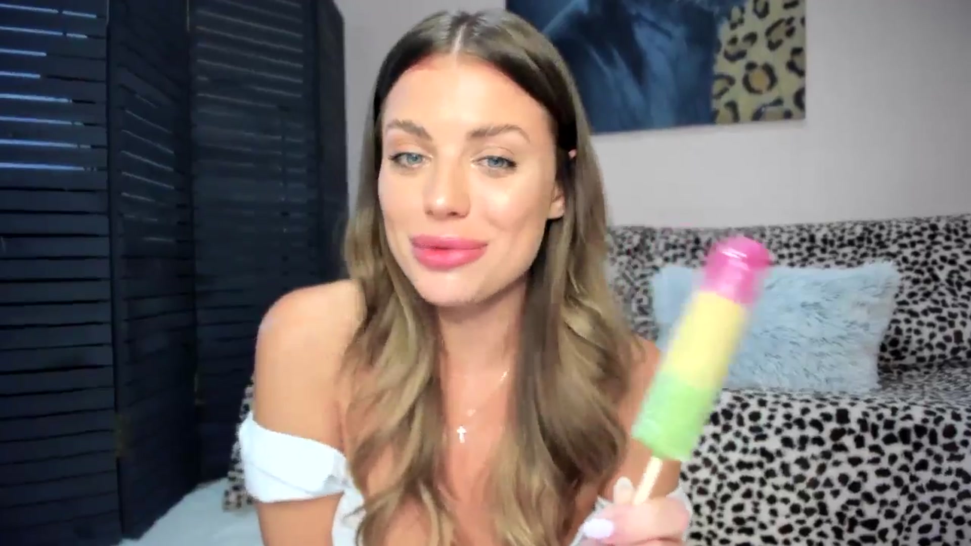 Gallery image thumbnail from Adri_sweetie's myfreecams stream on, 07/09/2025, 15:36 image 15 of 20