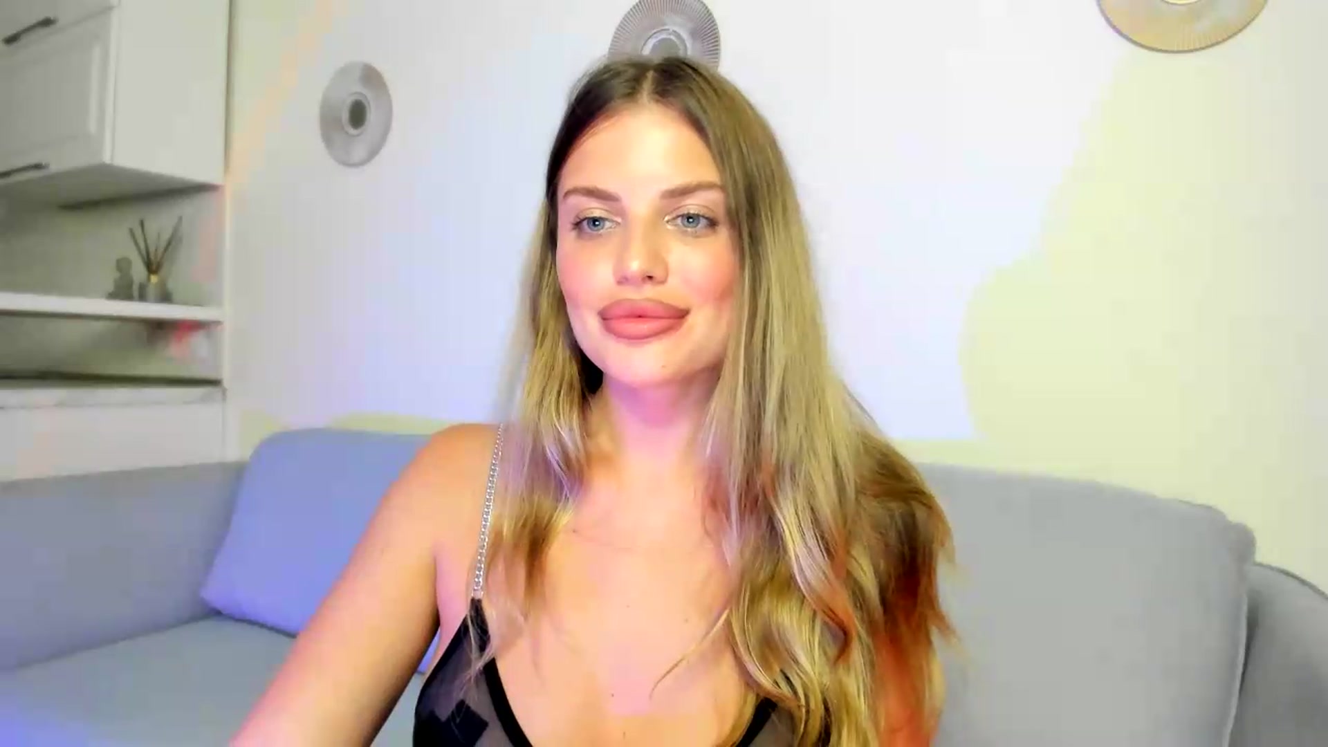 Gallery image thumbnail from Adri_sweetie's myfreecams stream on, 05/22/2026, 21:16 image 18 of 20