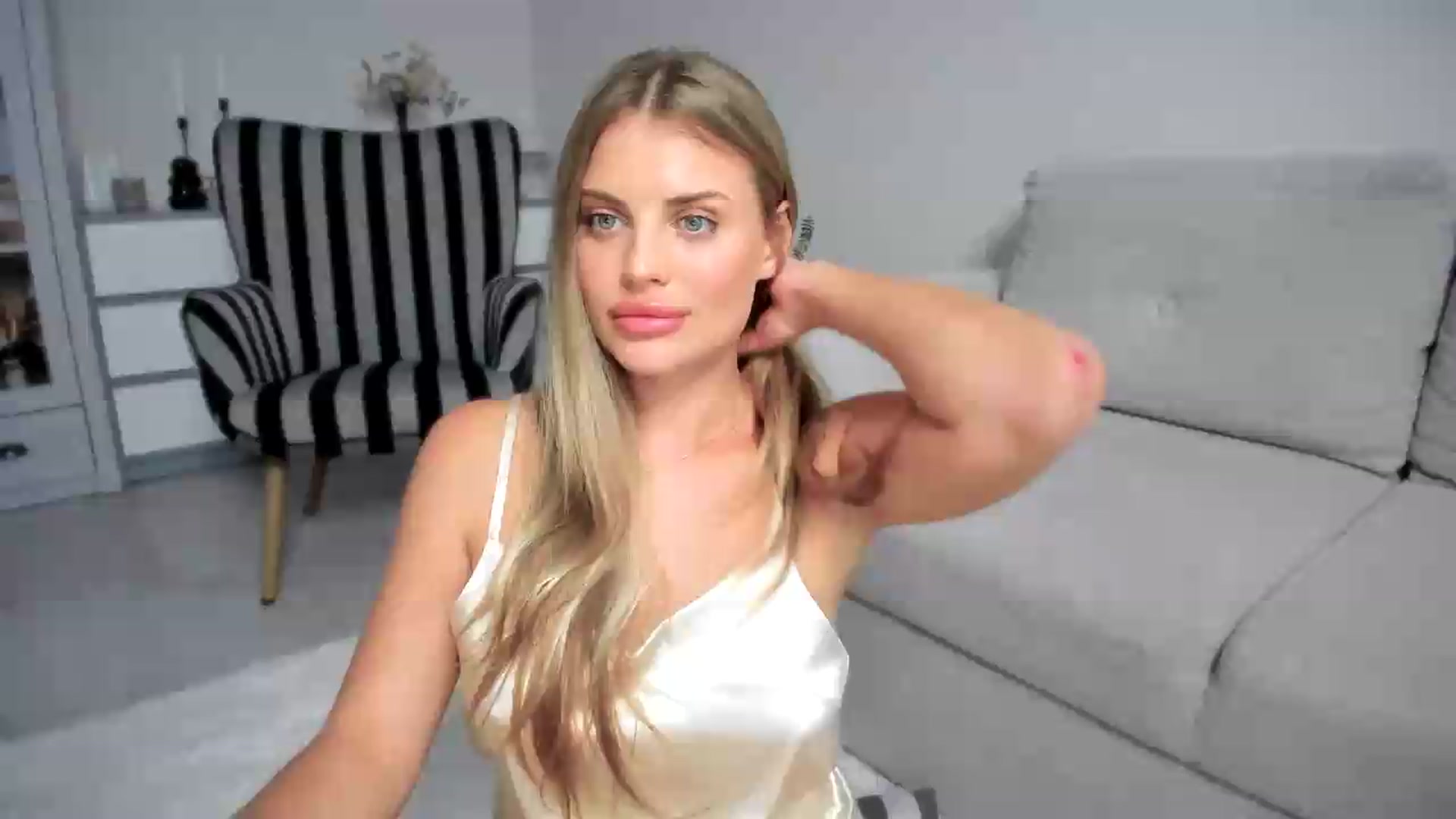 Gallery image thumbnail from Adri_sweetie's myfreecams stream on, 06/26/2026, 14:54 image 10 of 20