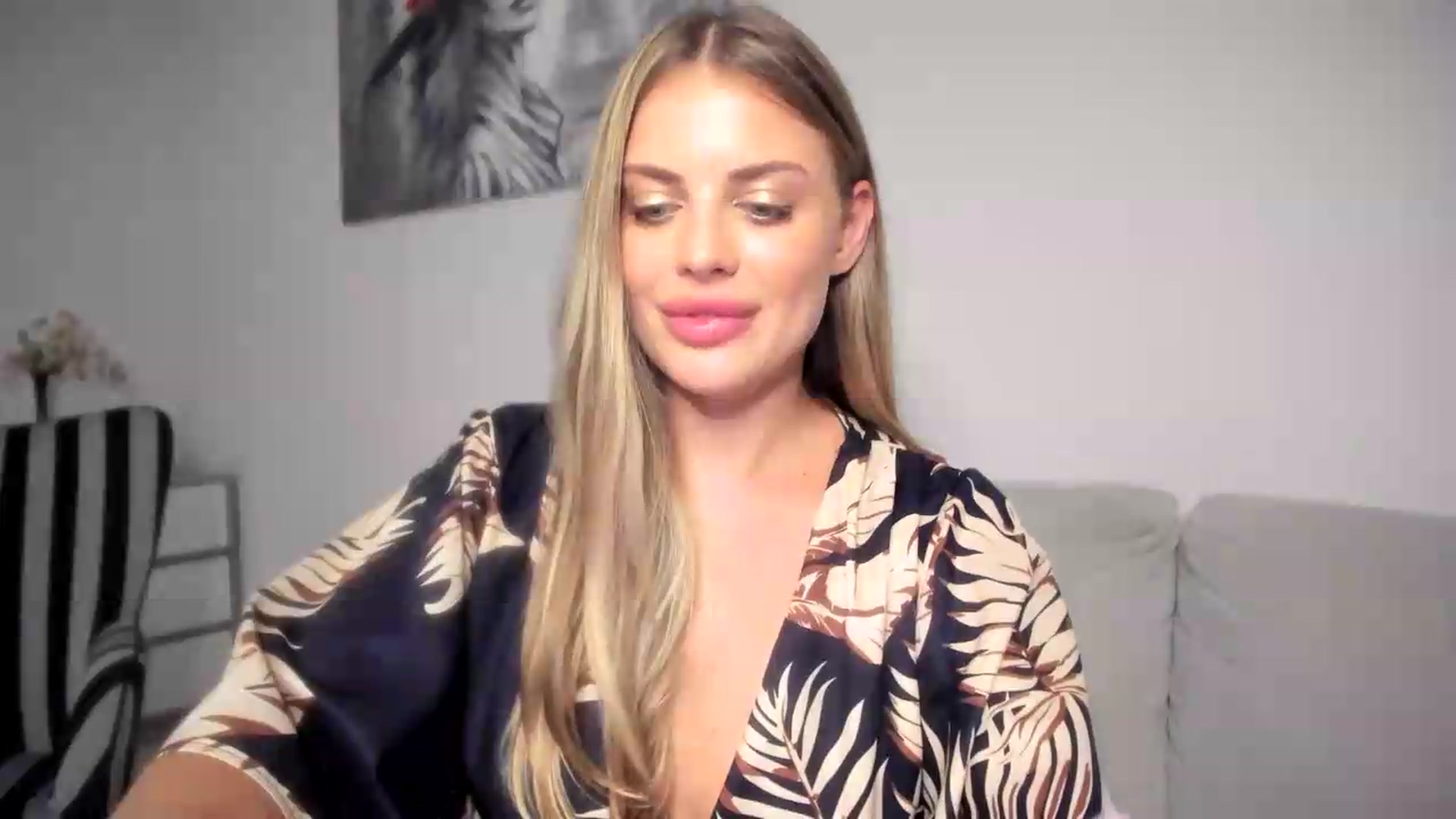 Gallery image thumbnail from Adri_sweetie's myfreecams stream on, 07/16/2026, 22:28 image 5 of 20