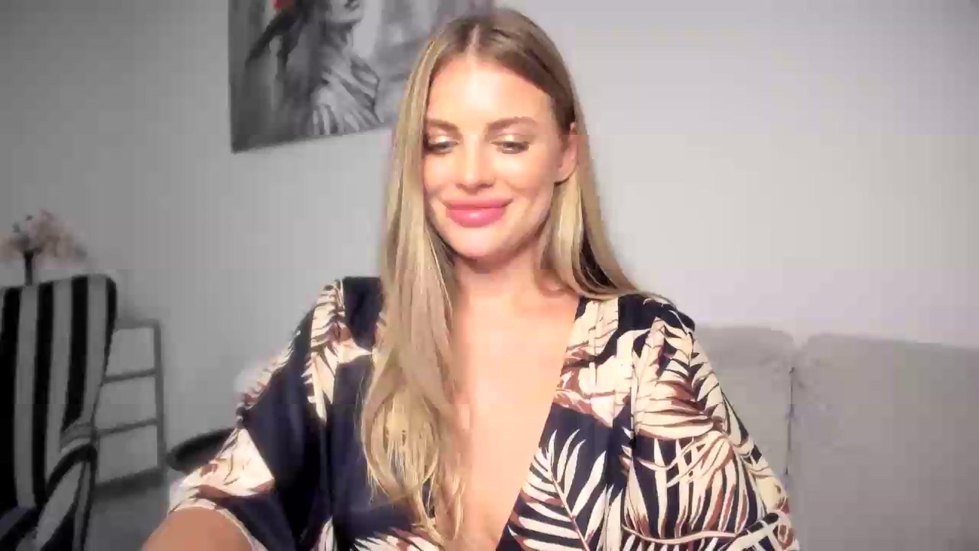 Gallery image thumbnail from Adri_sweetie's myfreecams stream on, 07/16/2026, 22:28 image 1 of 20