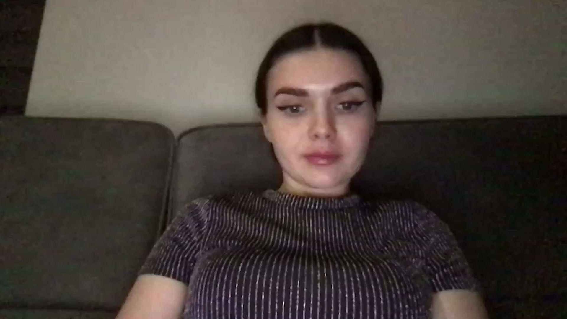 Gallery image thumbnail from AdriaPretty's myfreecams stream on, 12/24/2022, 15:24 image 7 of 20