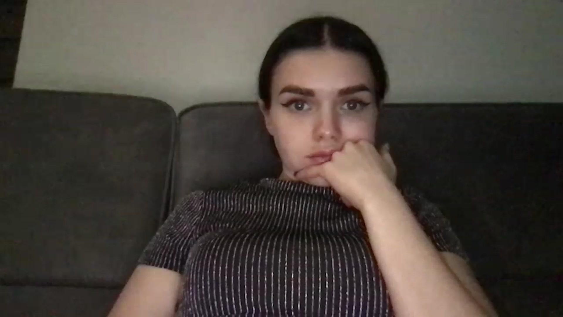 Gallery image thumbnail from AdriaPretty's myfreecams stream on, 12/24/2022, 15:24 image 13 of 20