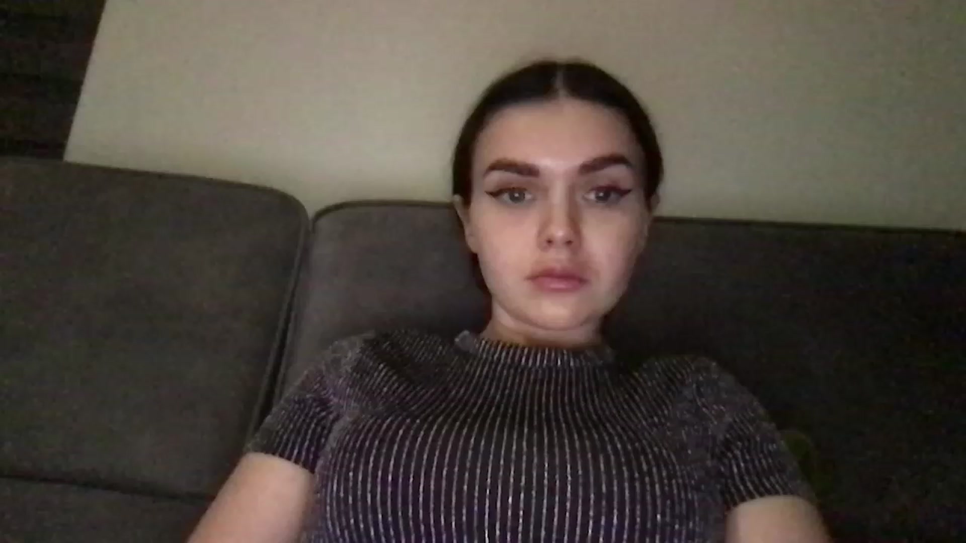 Gallery image thumbnail from AdriaPretty's myfreecams stream on, 12/24/2022, 15:24 image 16 of 20