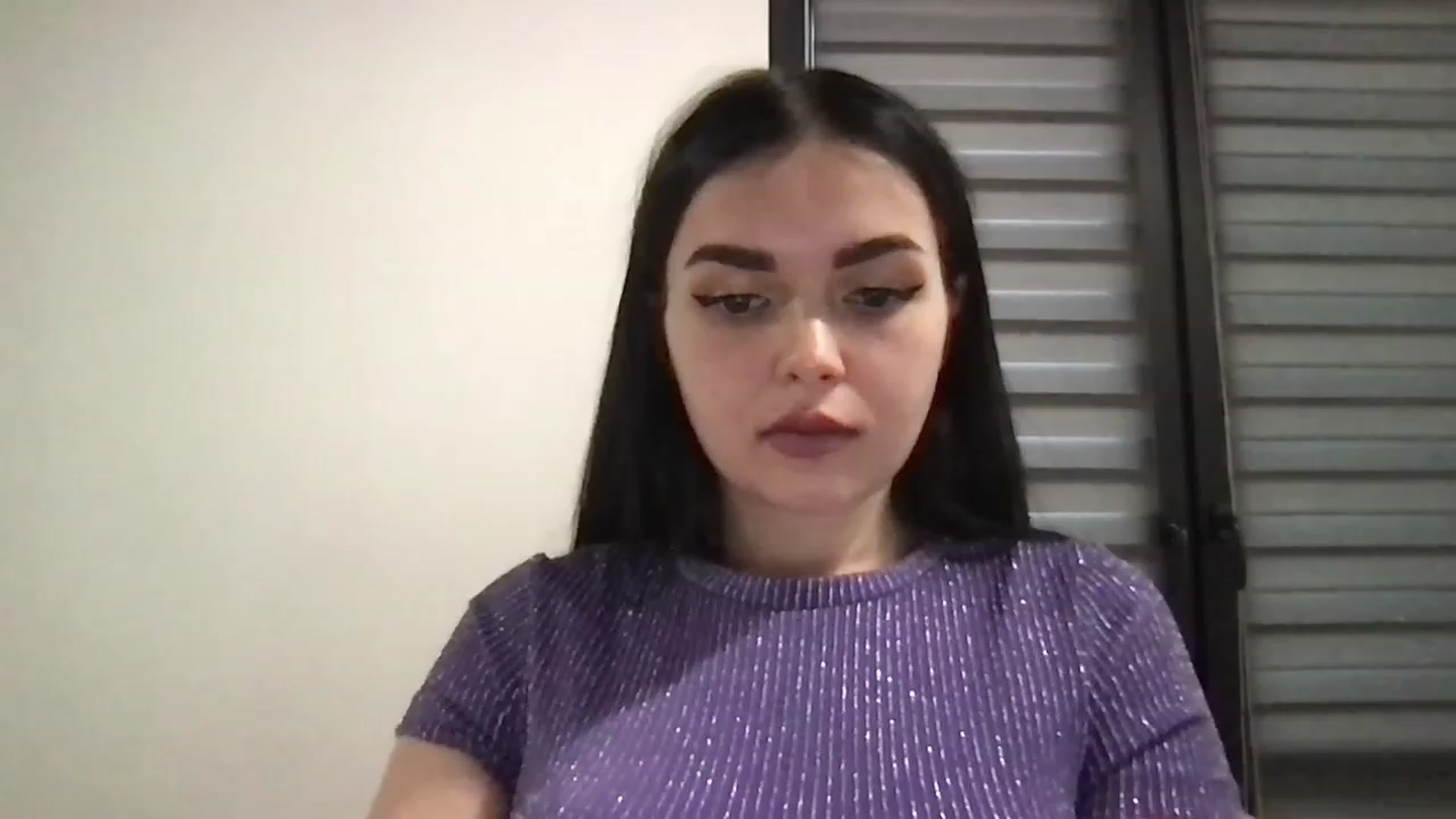 Gallery image thumbnail from AdriaPretty's myfreecams stream on, 12/25/2022, 09:14 image 7 of 20
