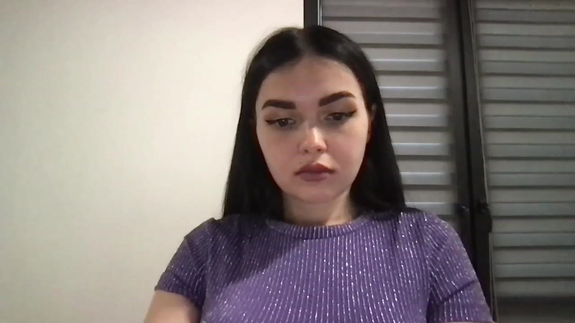 Gallery image thumbnail from AdriaPretty's myfreecams stream on, 12/25/2022, 09:14 image 5 of 20