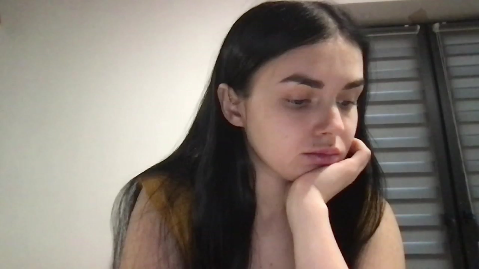 Gallery image thumbnail from AdriaPretty's myfreecams stream on, 12/26/2022, 09:26 image 1 of 20