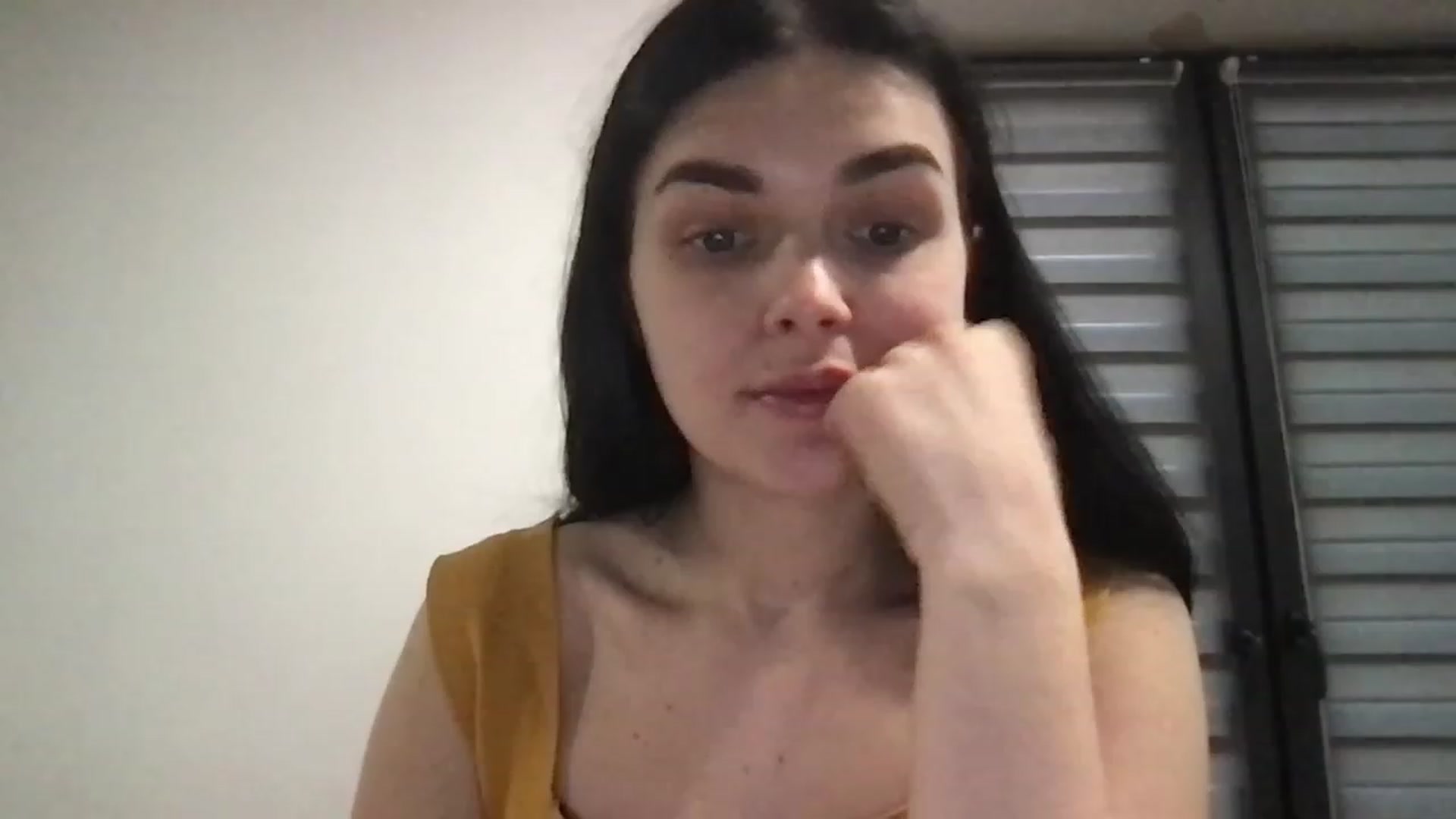 Gallery image thumbnail from AdriaPretty's myfreecams stream on, 12/26/2022, 10:19 image 5 of 20