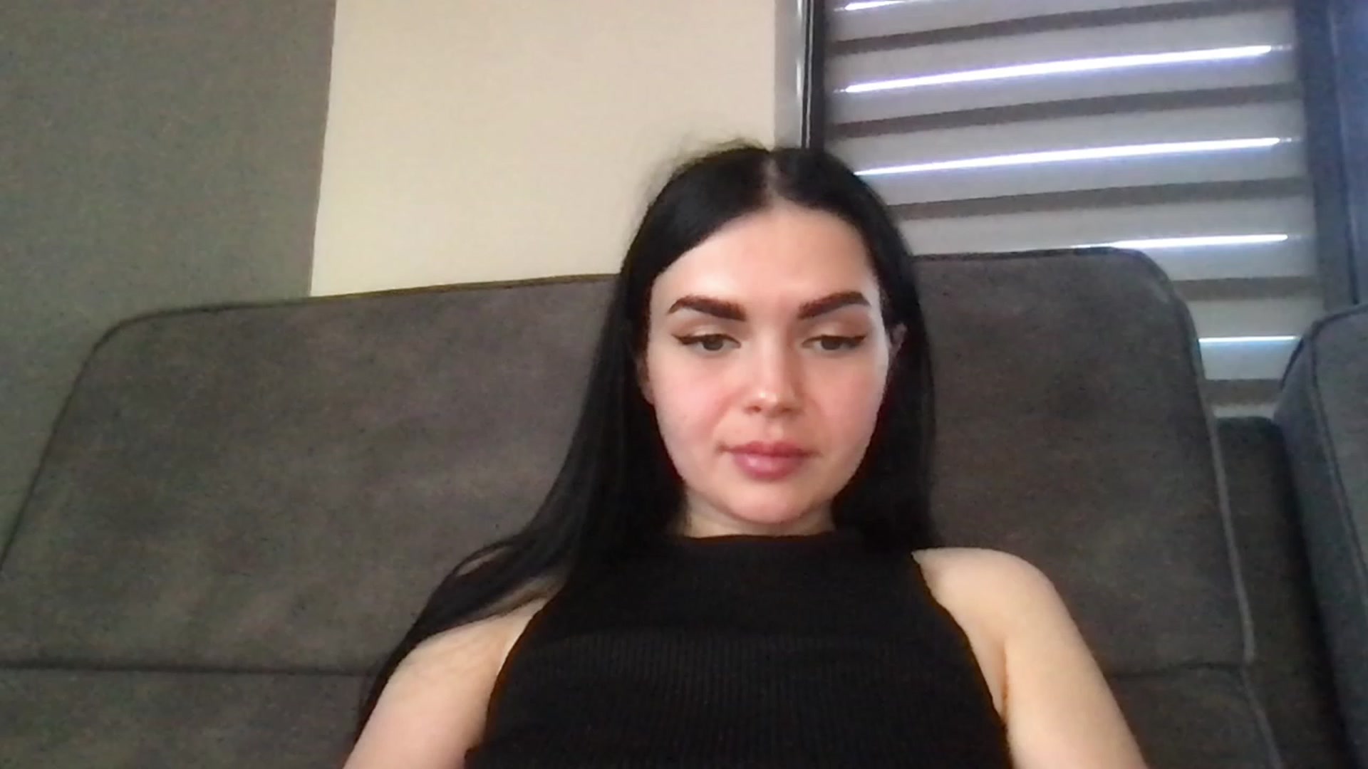 Gallery image thumbnail from AdriaPretty's myfreecams stream on, 12/31/2022, 09:57 image 15 of 20