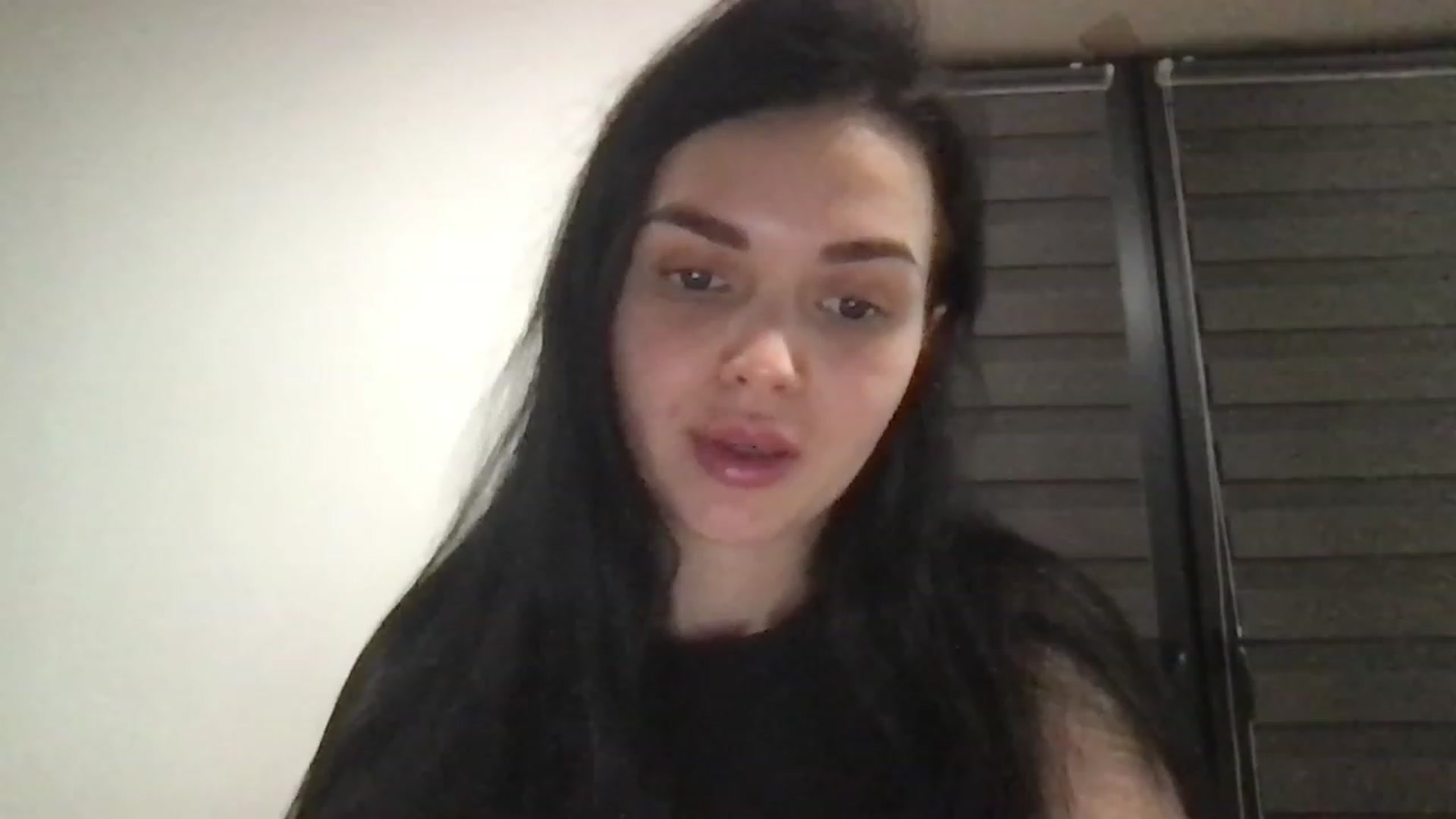 Gallery image thumbnail from AdriaPretty's myfreecams stream on, 01/01/2023, 16:22 image 12 of 20
