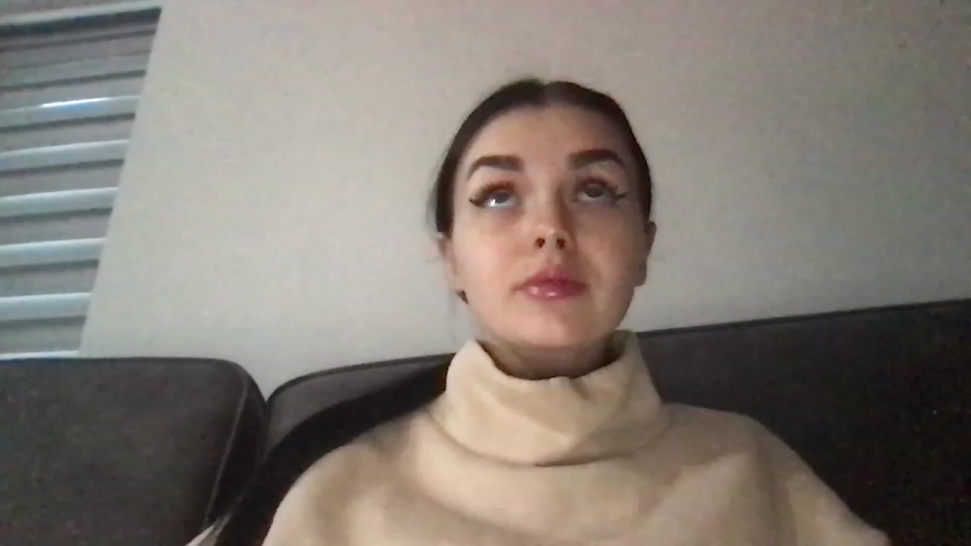 Gallery image thumbnail from AdriaPretty's myfreecams stream on, 01/12/2023, 11:17 image 3 of 20
