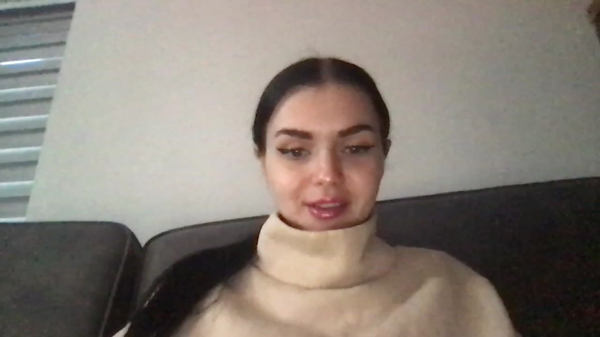 Gallery image thumbnail from AdriaPretty's myfreecams stream on, 01/12/2023, 11:17 image 8 of 20