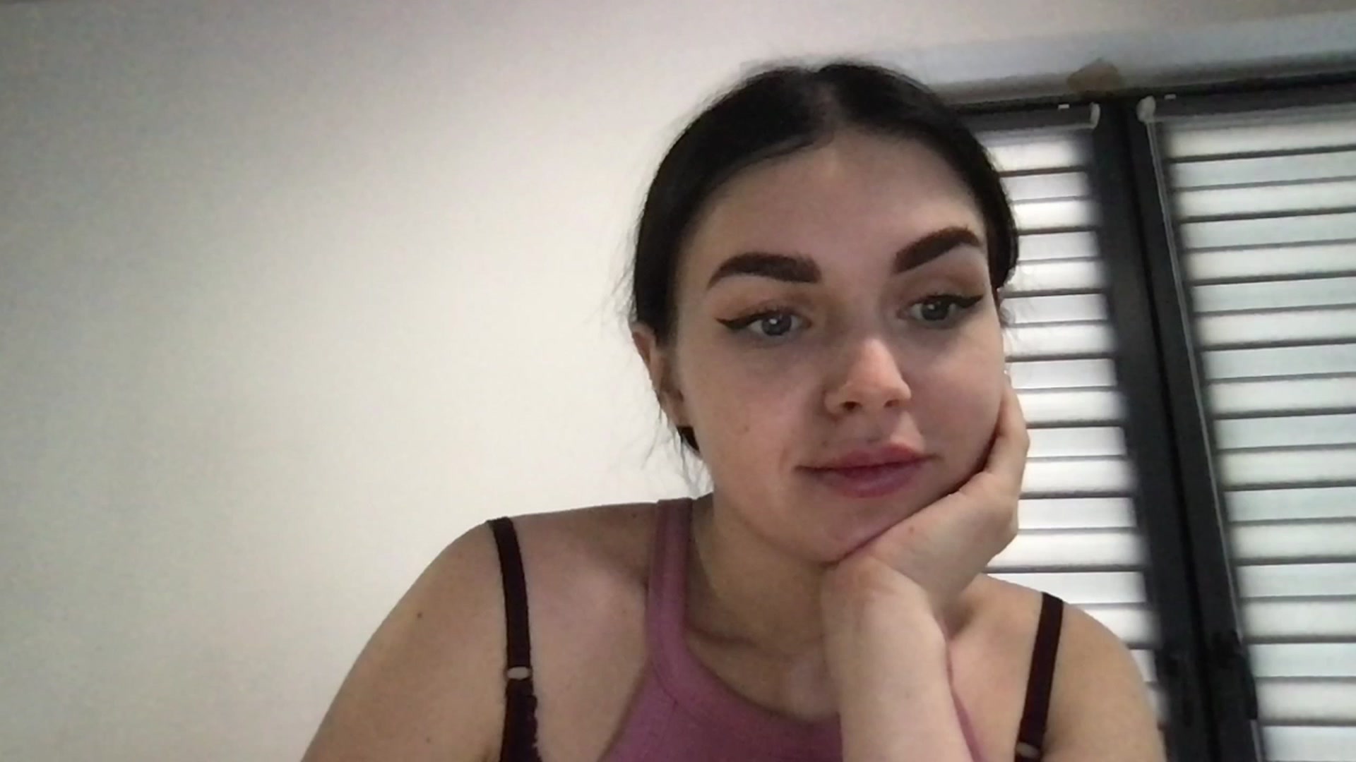 Gallery image thumbnail from AdriaPretty's myfreecams stream on, 02/06/2023, 11:45 image 2 of 20