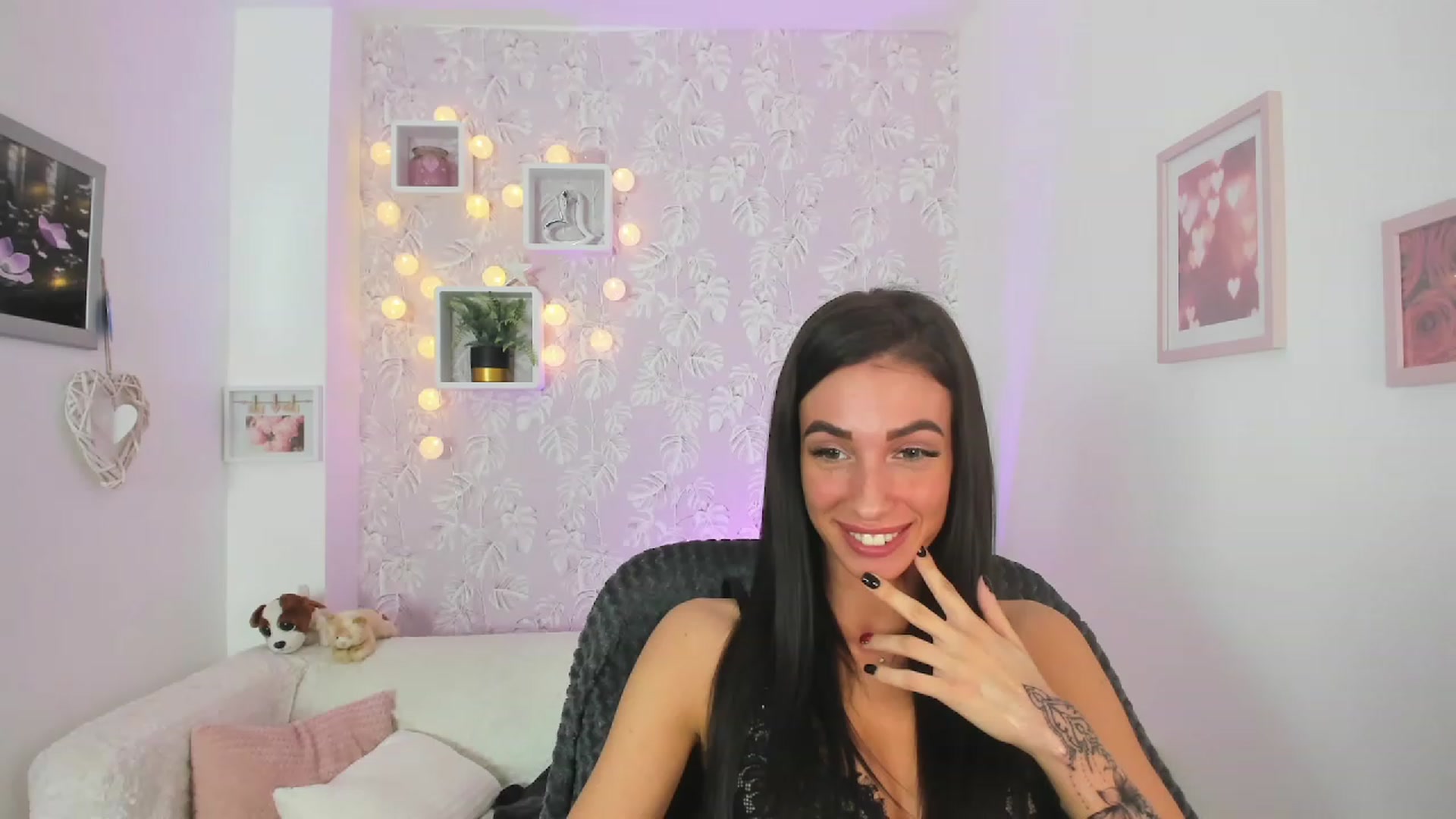 Gallery image thumbnail from Adria_Rae18's myfreecams stream on, 03/17/2023, 20:36 image 20 of 20