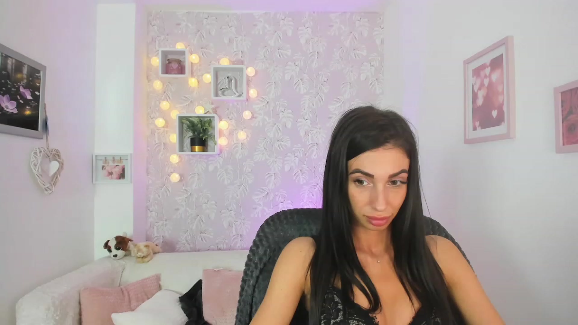 Gallery image thumbnail from Adria_Rae18's myfreecams stream on, 03/17/2023, 22:52 image 12 of 20