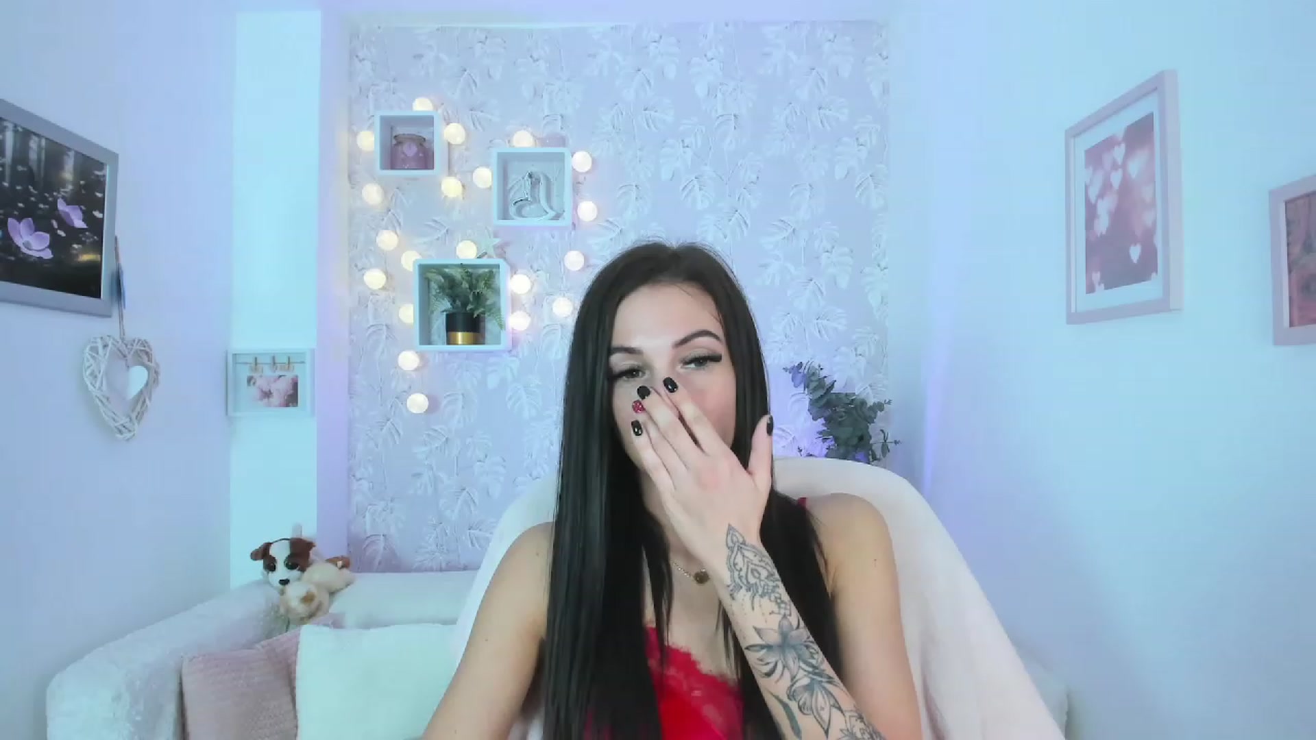 Gallery image thumbnail from Adria_Rae18's myfreecams stream on, 03/19/2023, 21:07 image 16 of 20