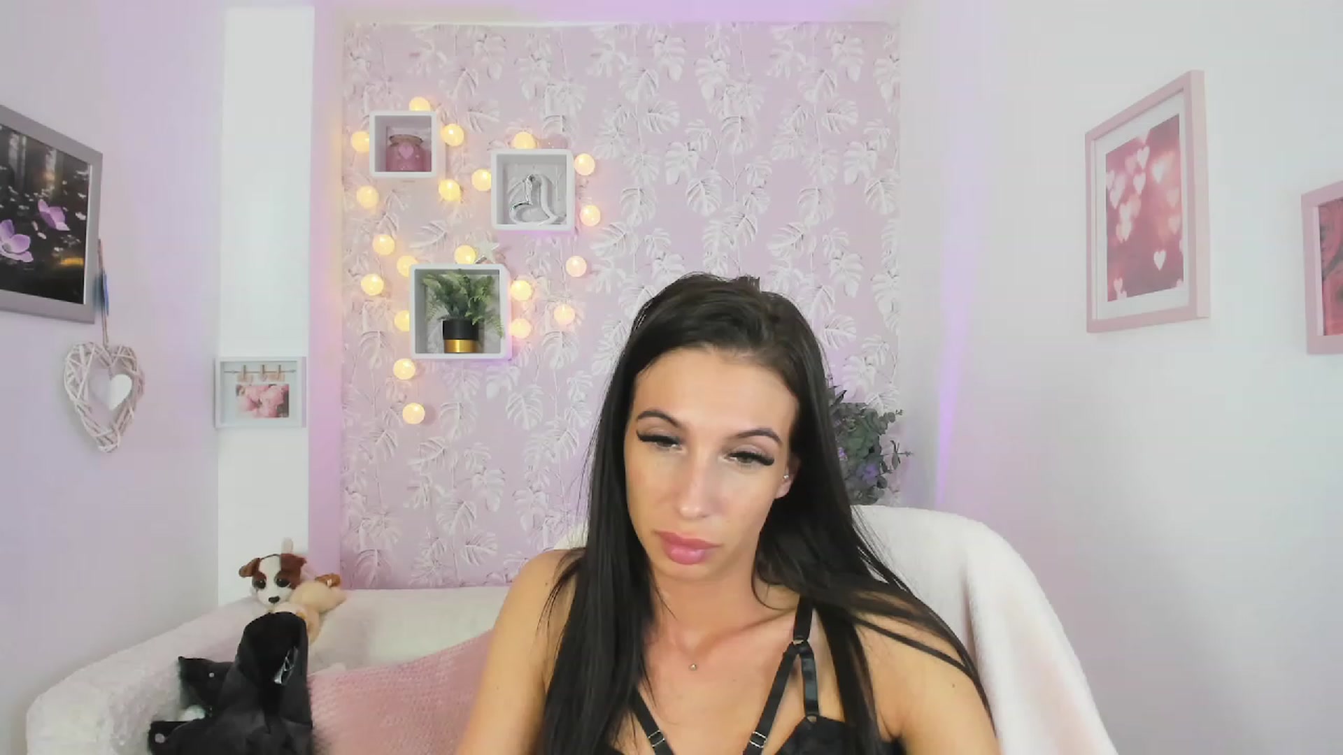 Gallery image thumbnail from Adria_Rae18's myfreecams stream on, 03/23/2023, 24:06 image 11 of 20