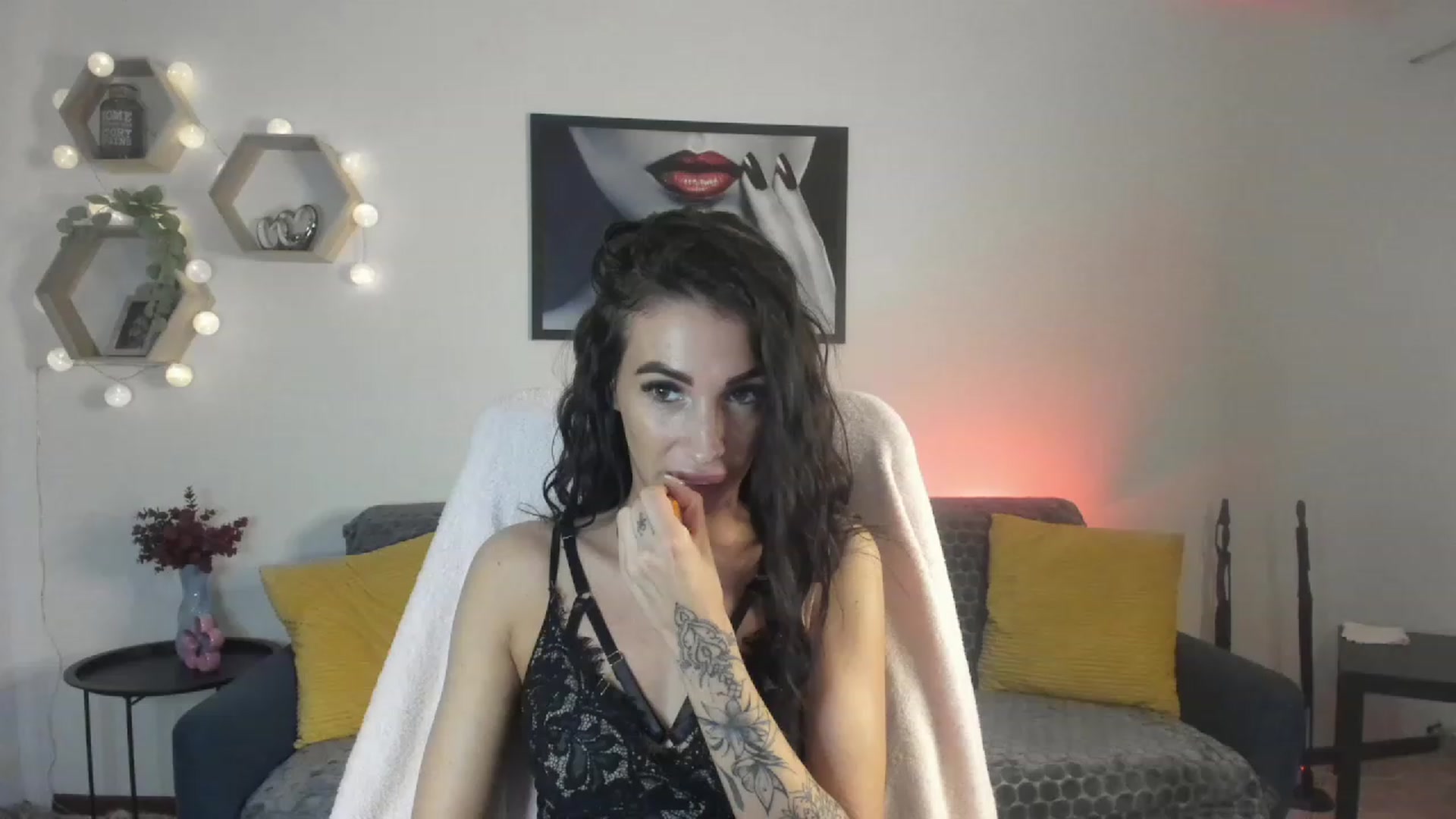 Gallery image thumbnail from Adria_Rae18's myfreecams stream on, 04/12/2023, 15:05 image 17 of 20