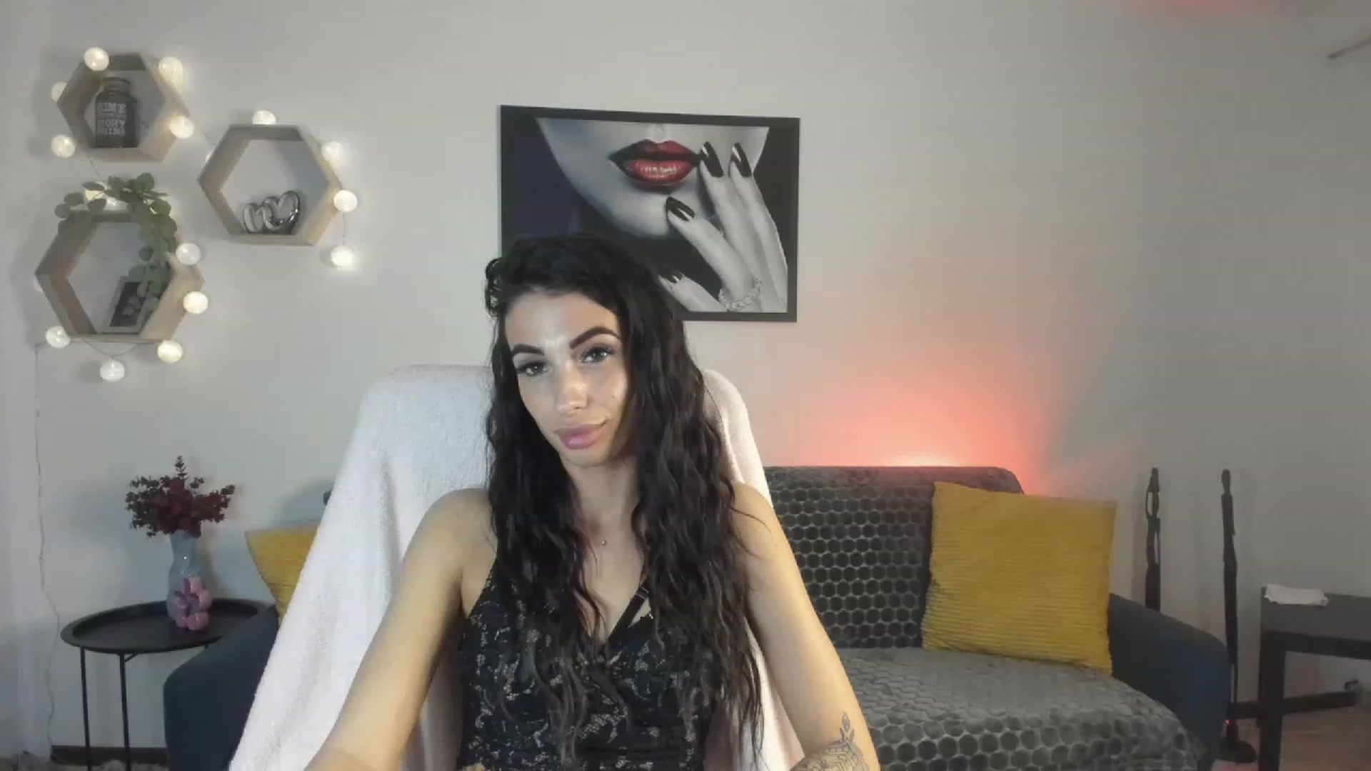 Gallery image thumbnail from Adria_Rae18's myfreecams stream on, 04/12/2023, 15:05 image 15 of 20