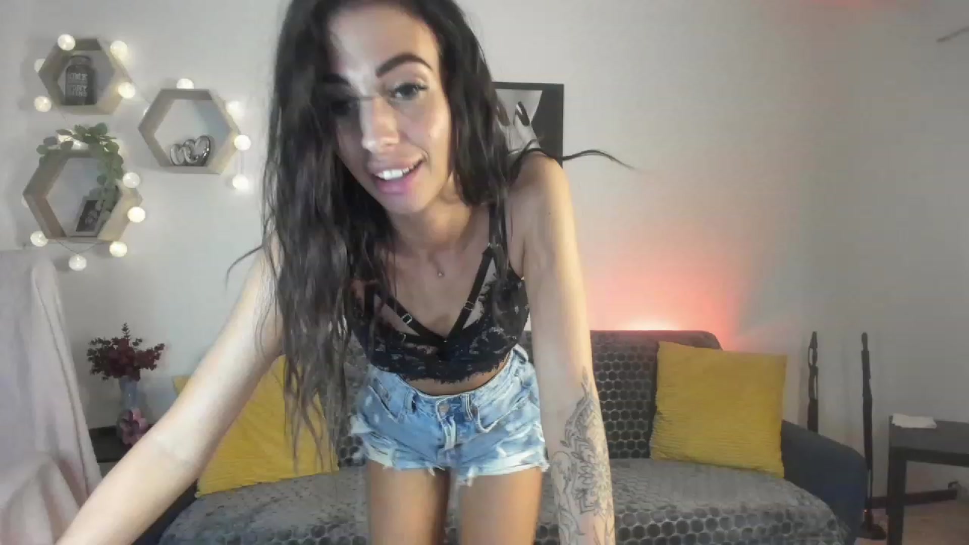 Gallery image thumbnail from Adria_Rae18's myfreecams stream on, 04/12/2023, 15:05 image 1 of 20