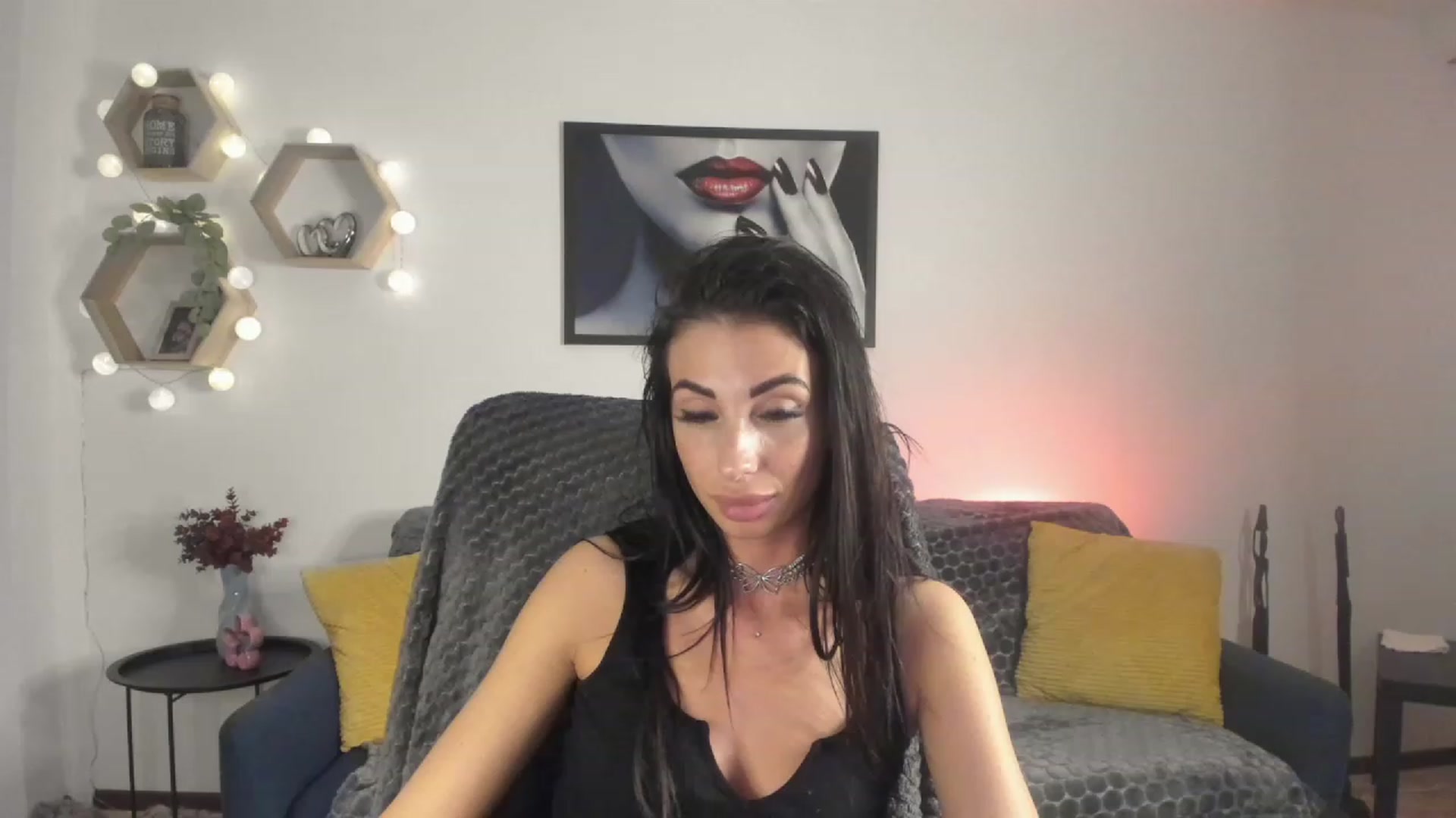 Gallery image thumbnail from Adria_Rae18's myfreecams stream on, 04/15/2023, 17:44 image 11 of 20