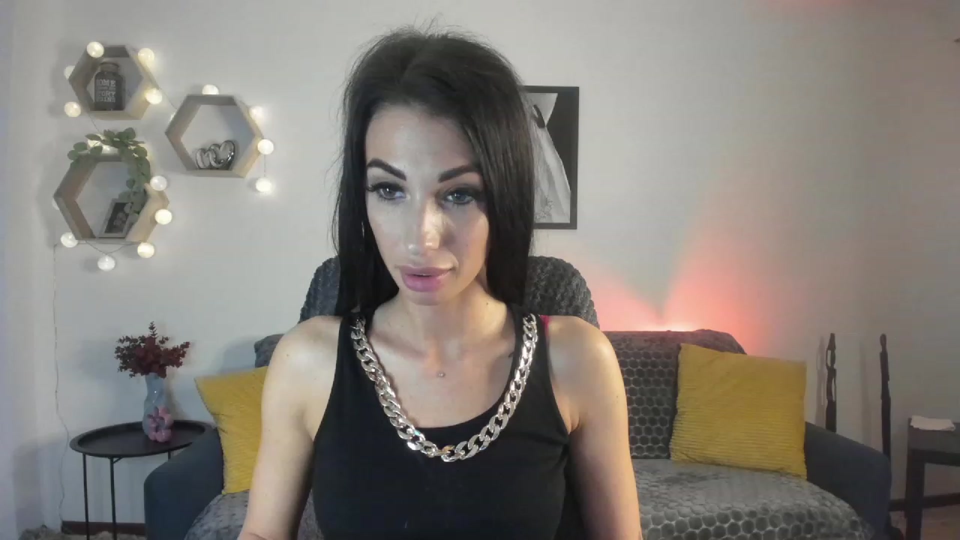 Gallery image thumbnail from Adria_Rae18's myfreecams stream on, 04/16/2023, 15:00 image 10 of 20